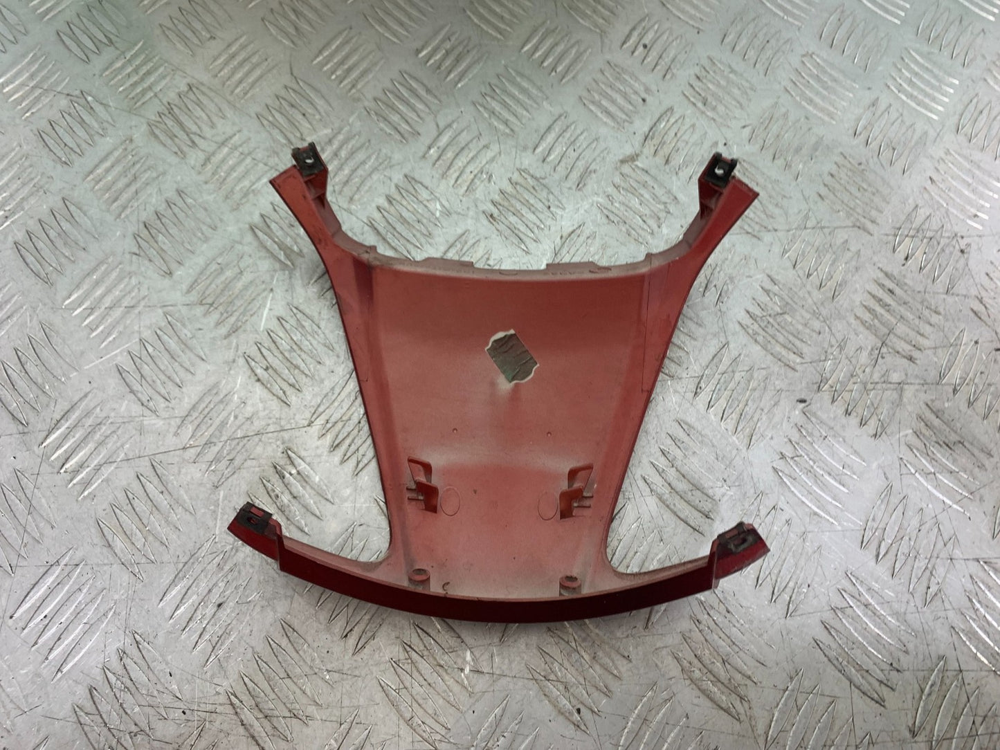 YAMAHA XMAX 250 XMAX 250 REAR LIGHT INFILL PANEL YEAR 2006-09 (CMB1201)