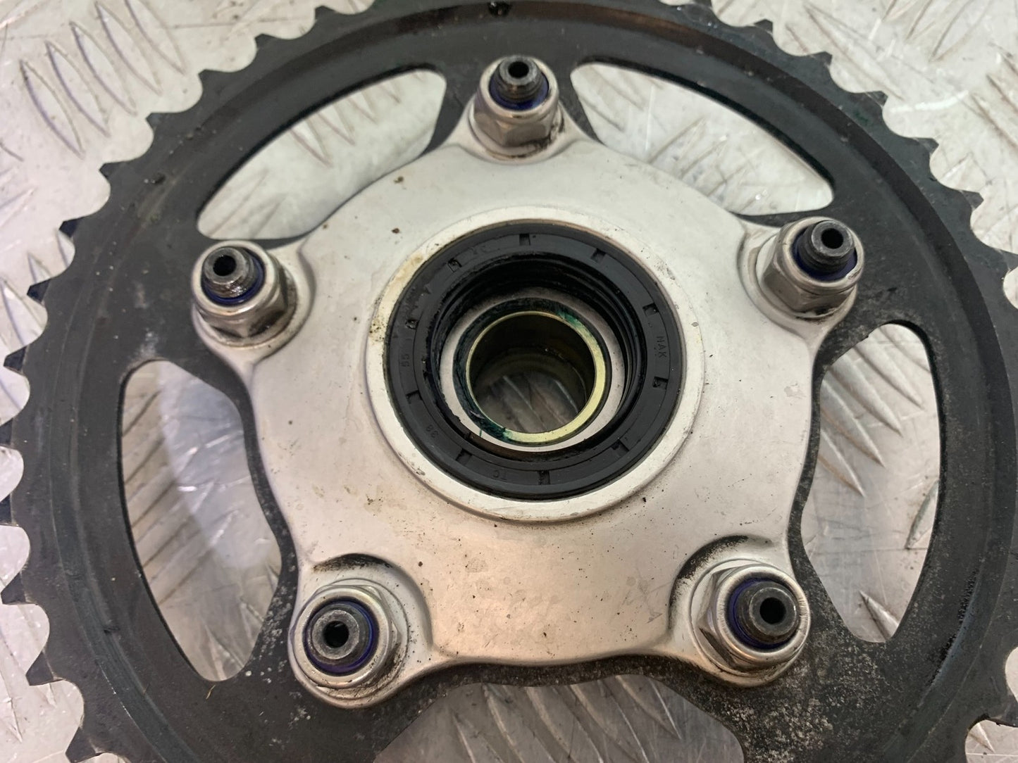 APRILIA RSV4 FACTORY REAR SPROCKET CARRIER  YEAR 2009-2012 (CMB1224)