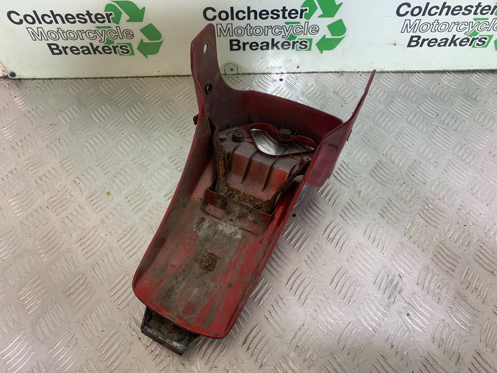 HONDA CX500 CX 500 REAR MUDGUARD  YEAR 1980 (CMB1131)