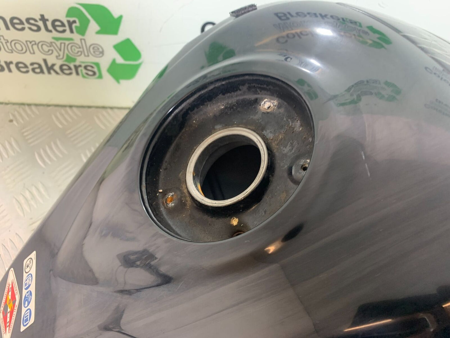 HONDA VFR1200 VFR 1200 FA PETROL TANK  YEAR 2010-11 CMB1088)