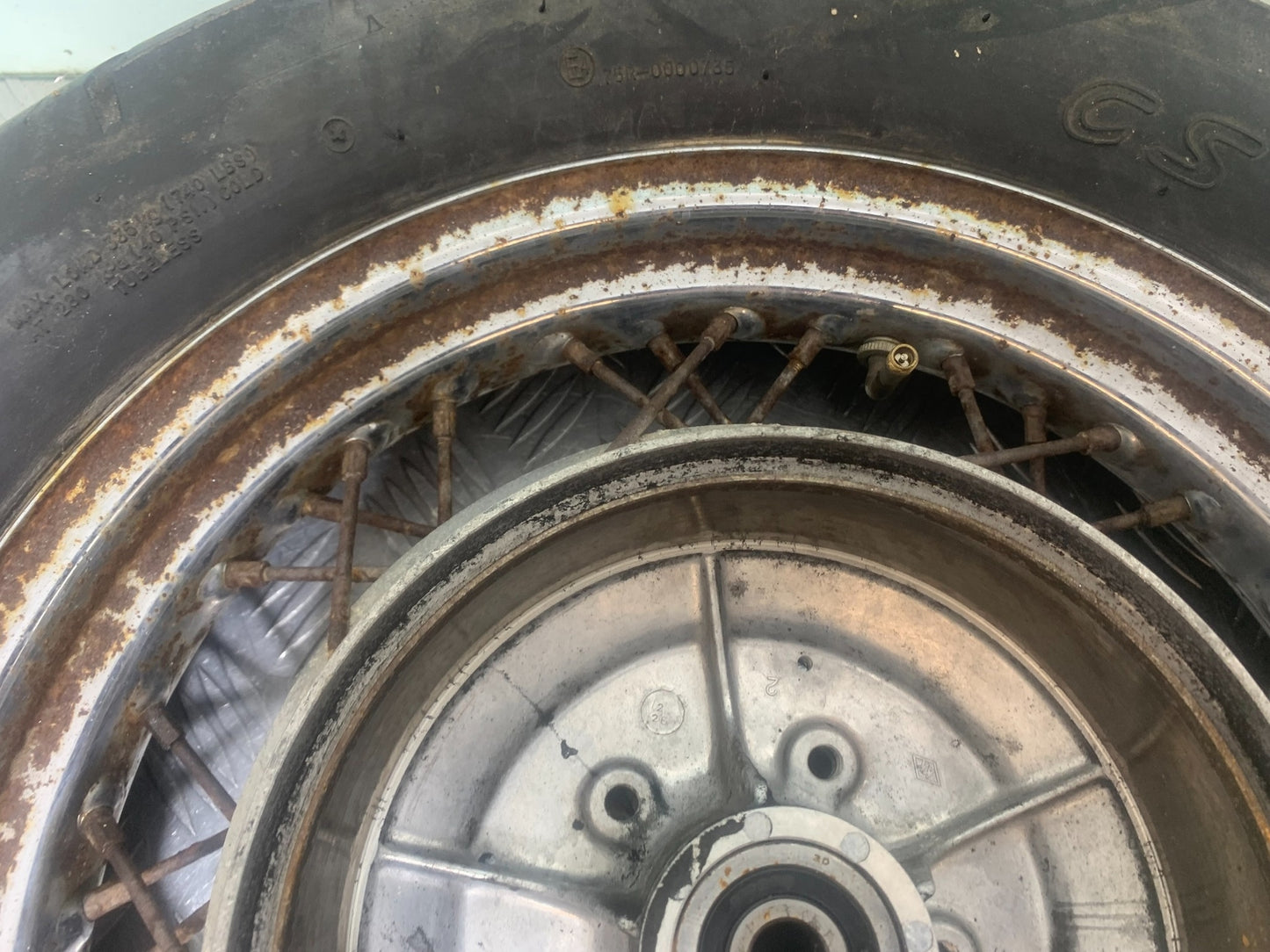 YAMAHA XV535 XV 535 VIRAGO REAR WHEEL  YEAR 1994-02 (CMB1139)