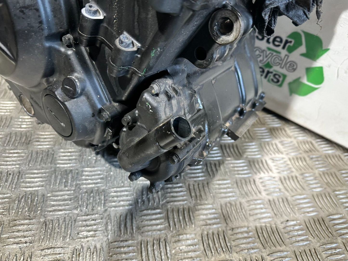 KAWASAKI Z650 ER650 KNFAN ENGINE YEAR 2022-2024 (CMB1112)