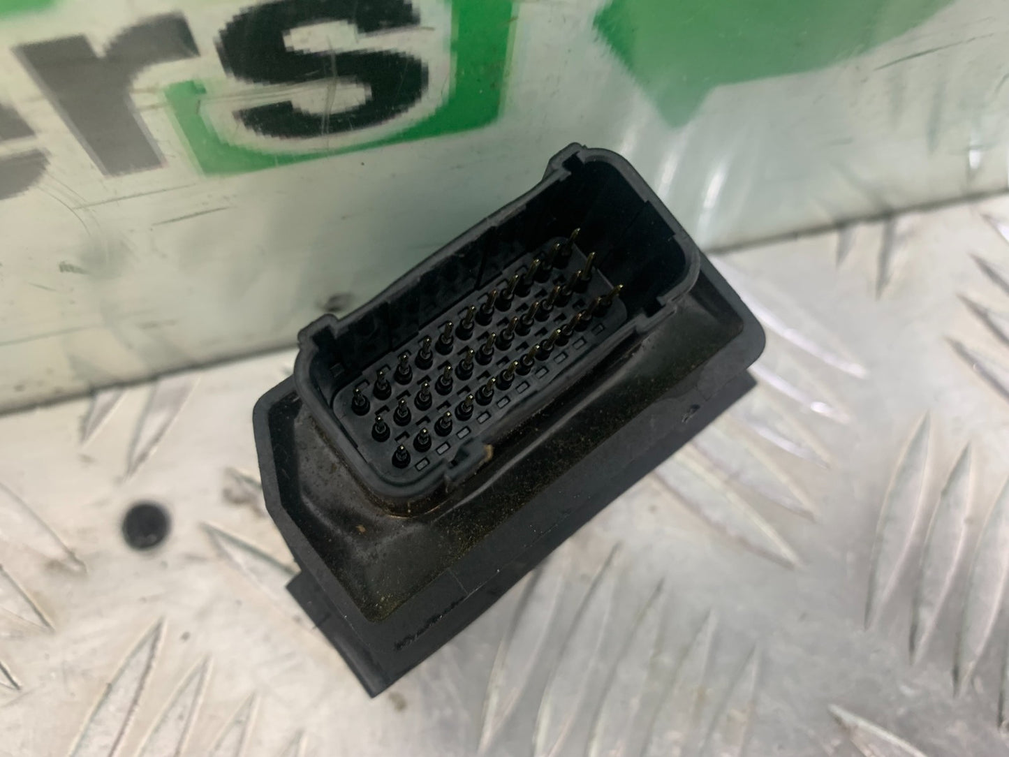 ROYAL ENFIELD HIMALAYAN 411 ECU YEAR 2018-2023 (CMB1322)