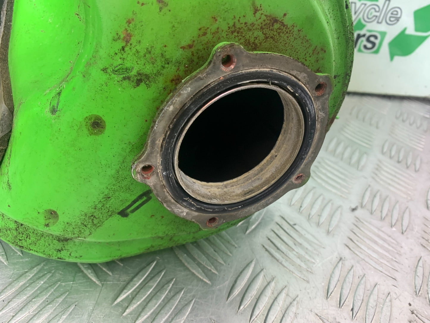 KAWASAKI ZX6R PETROL TANK  YEAR 2009-2012 (CMB1136)