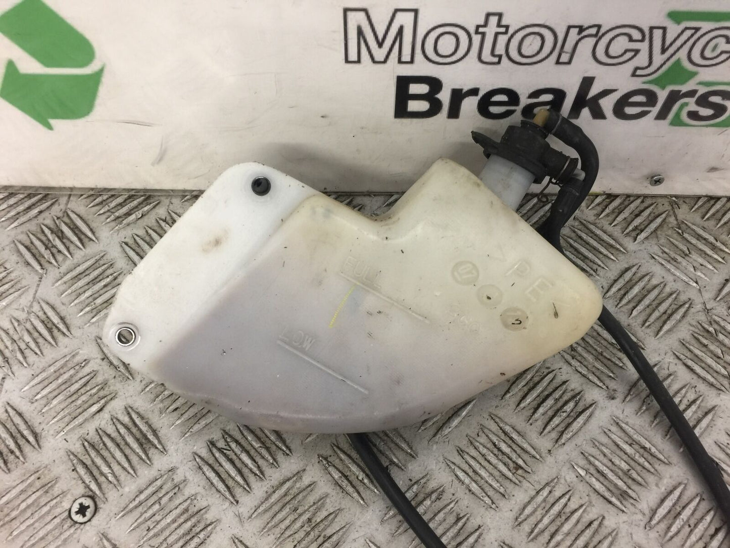 YAMAHA R6 COOLANT BOTTLE YEAR 2008 (STOCK 318)