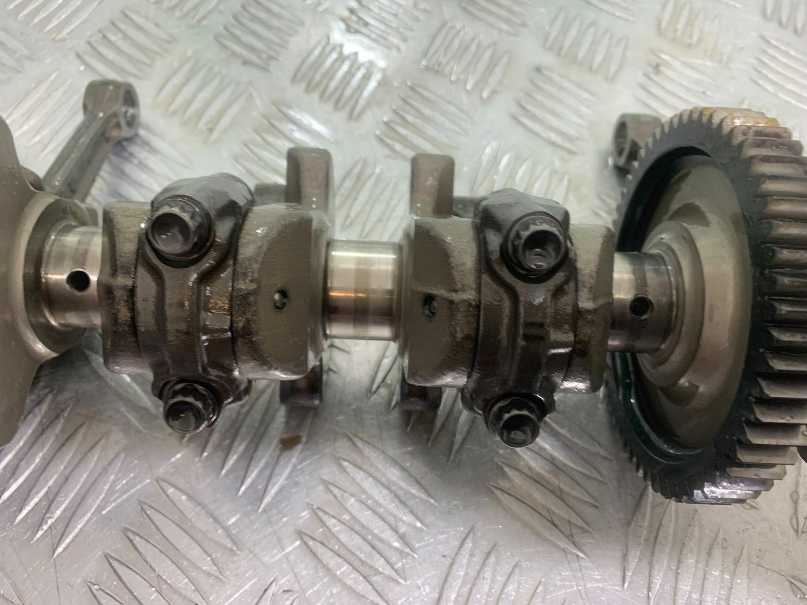 YAMAHA YZF R1 4C8 CRANKSHAFT AND RODS   YEAR 2007-2008 (CMB1237)
