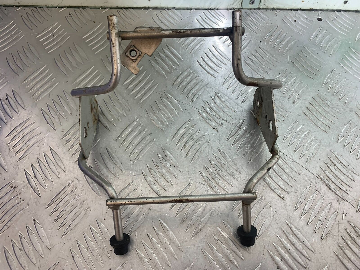 HONDA CB600 CB 600 HORNET HEADLIGHT BRACKET YEAR 1998 -2002 (CMB1126)
