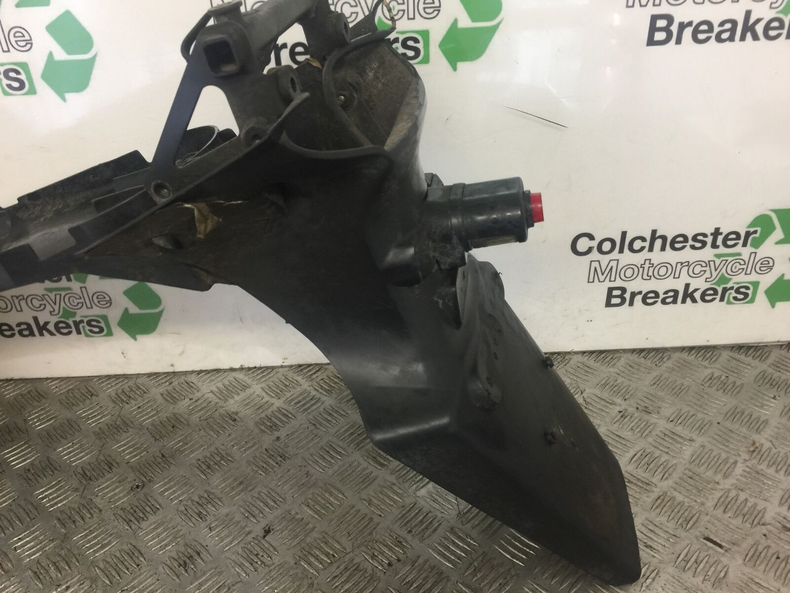 HONDA XL1000 VARADERO REAR MUDGUARD  YEAR 2000 (STOCK 343)