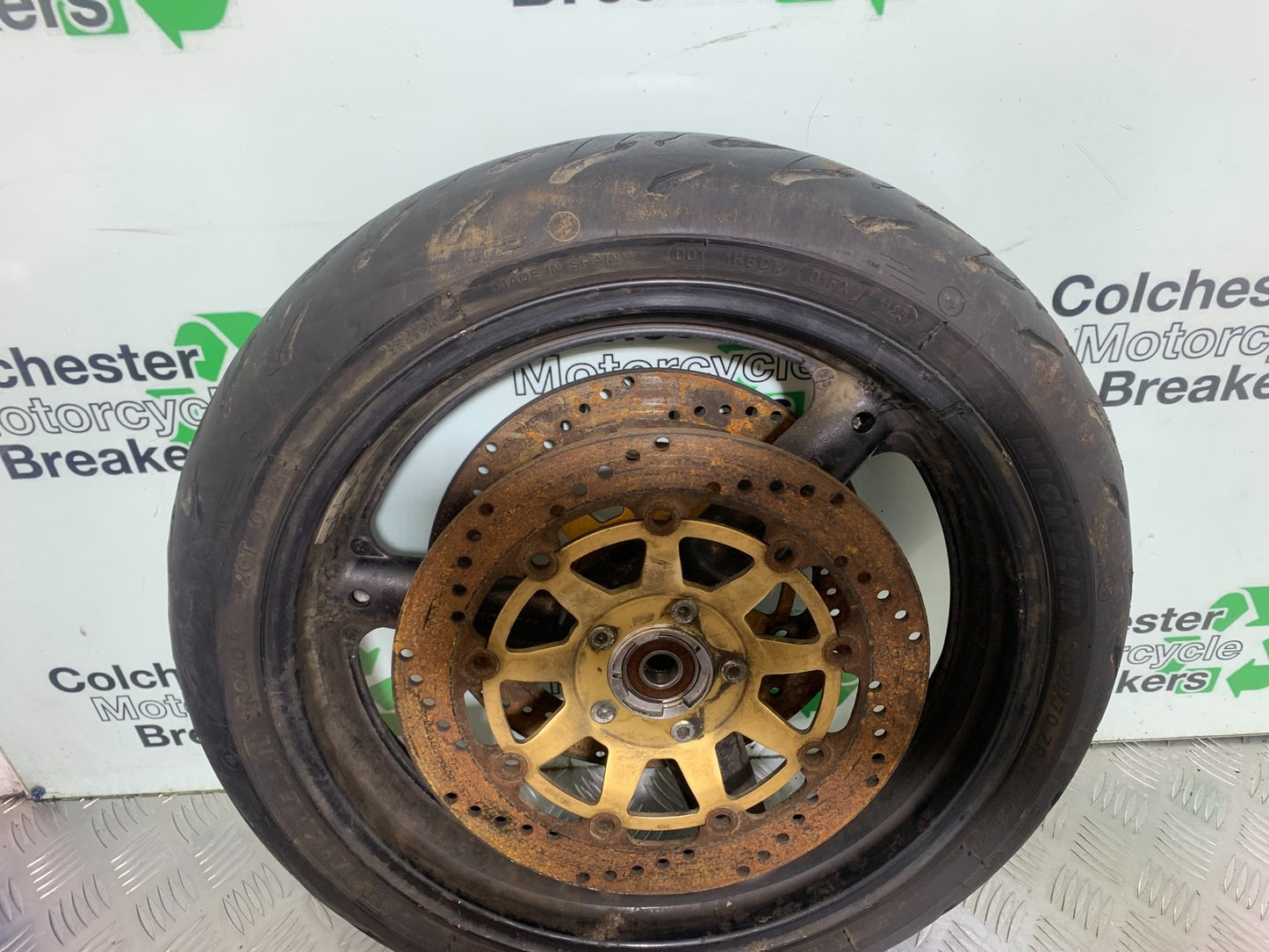 SUZUKI GSF1200  GSF 1200 BANDIT FRONT WHEEL   YEAR 1997-2000 (CMB1149)