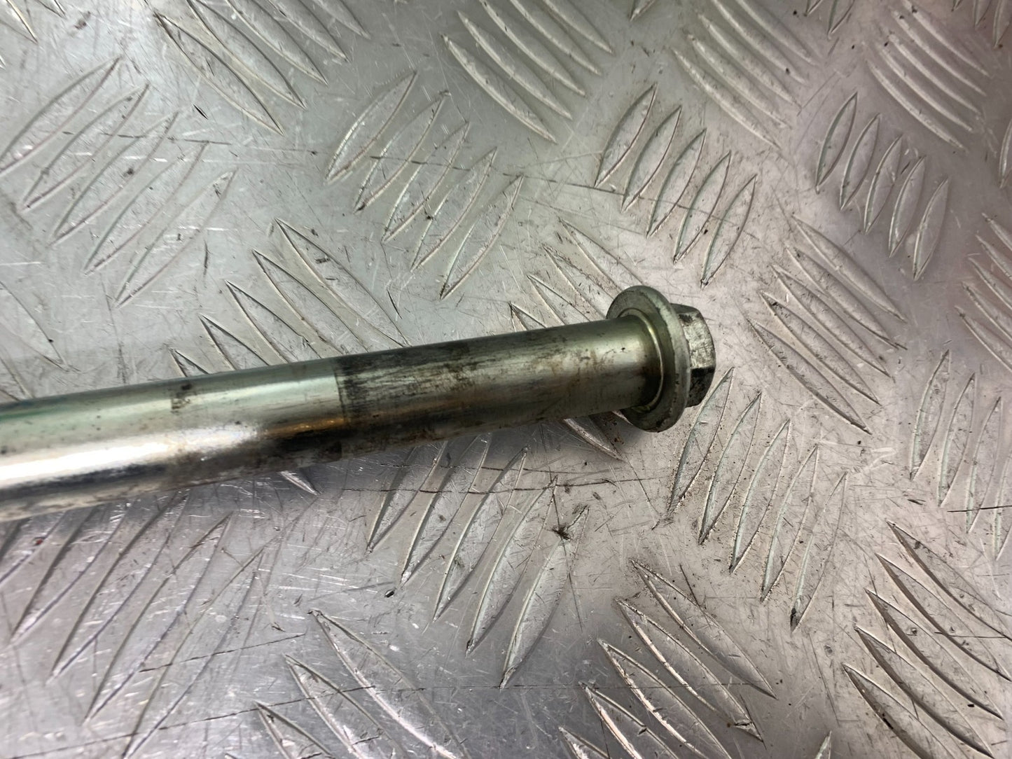 HONDA VFR800 PRE V-TEC SWINGARM SPINDLE  YEAR 1998-2001 (CMB1233)