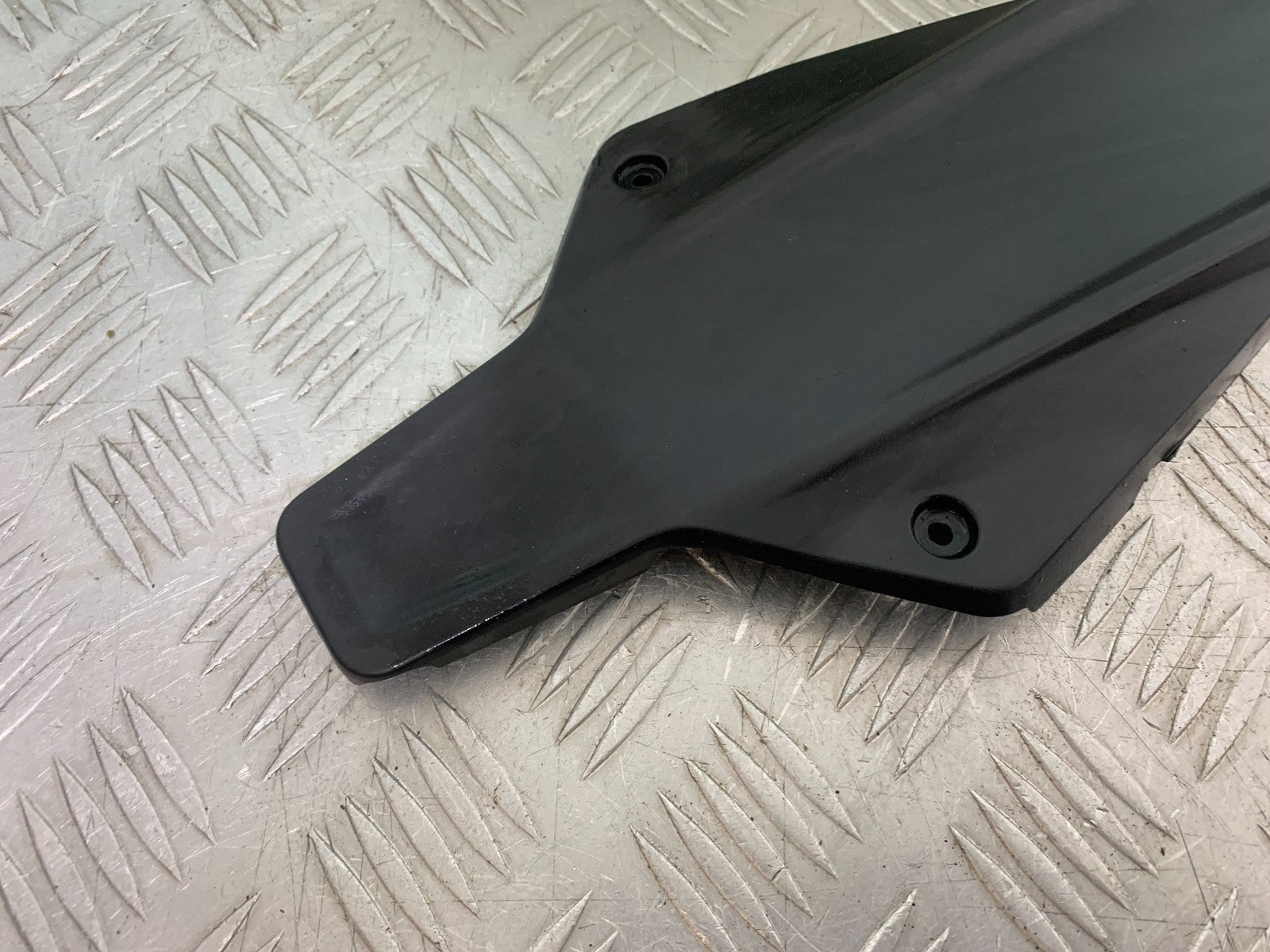 DUCATI 937 MONSTER UNDERTRAY  YEAR 2021-2024 (CMB1270)