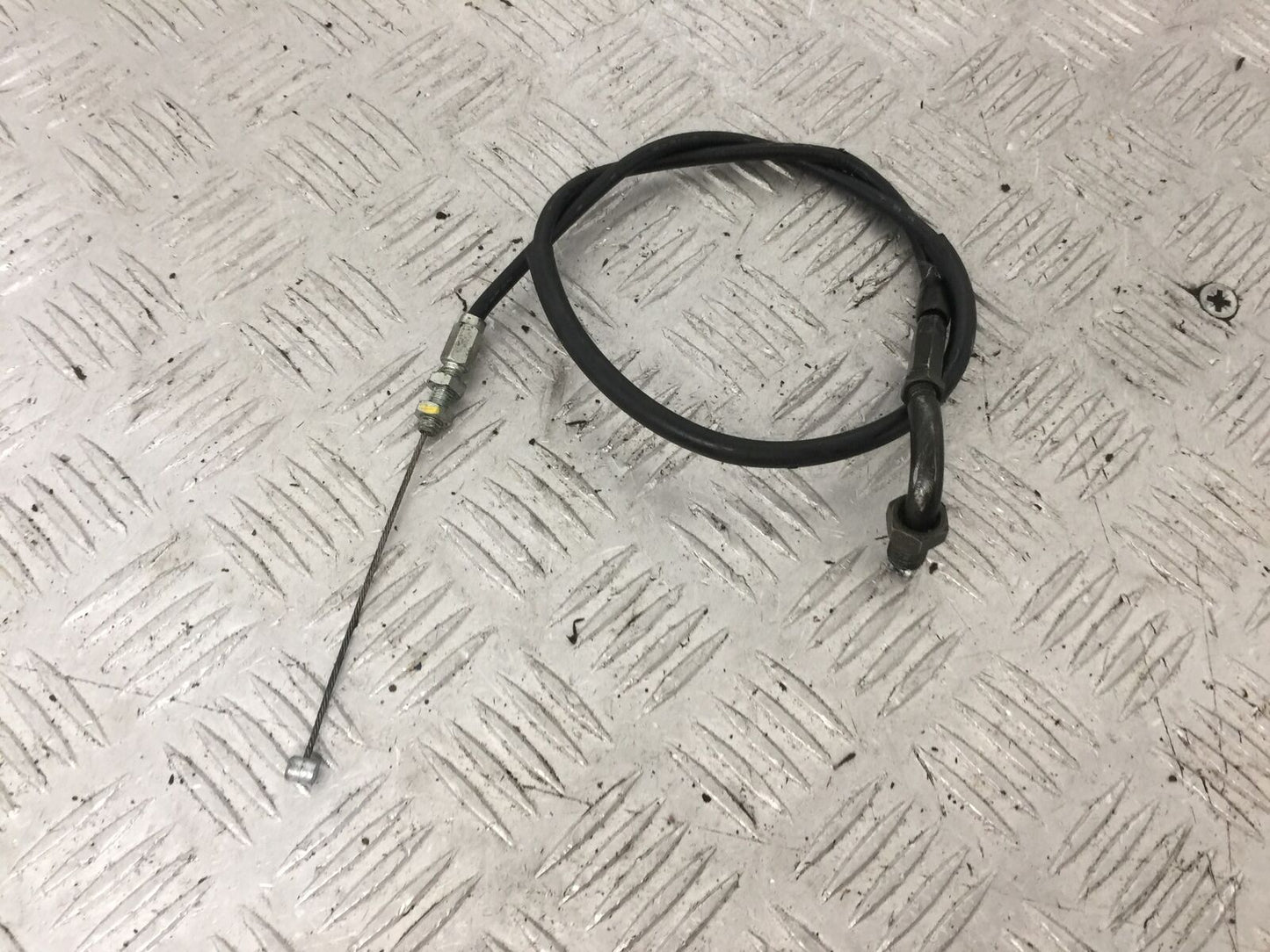 HONDA CBR1000 rr FIREBLADE THROTTLE CABLE    YEAR 2004  (STOCK 853)