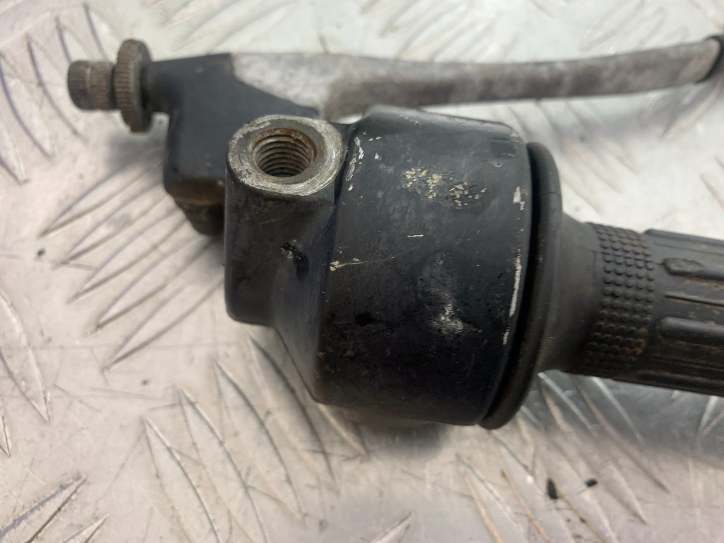 SUZUKI GP100 GP 100 RIGHT SWITCH GEAR   YEAR 1978-1988 (CMB1259)