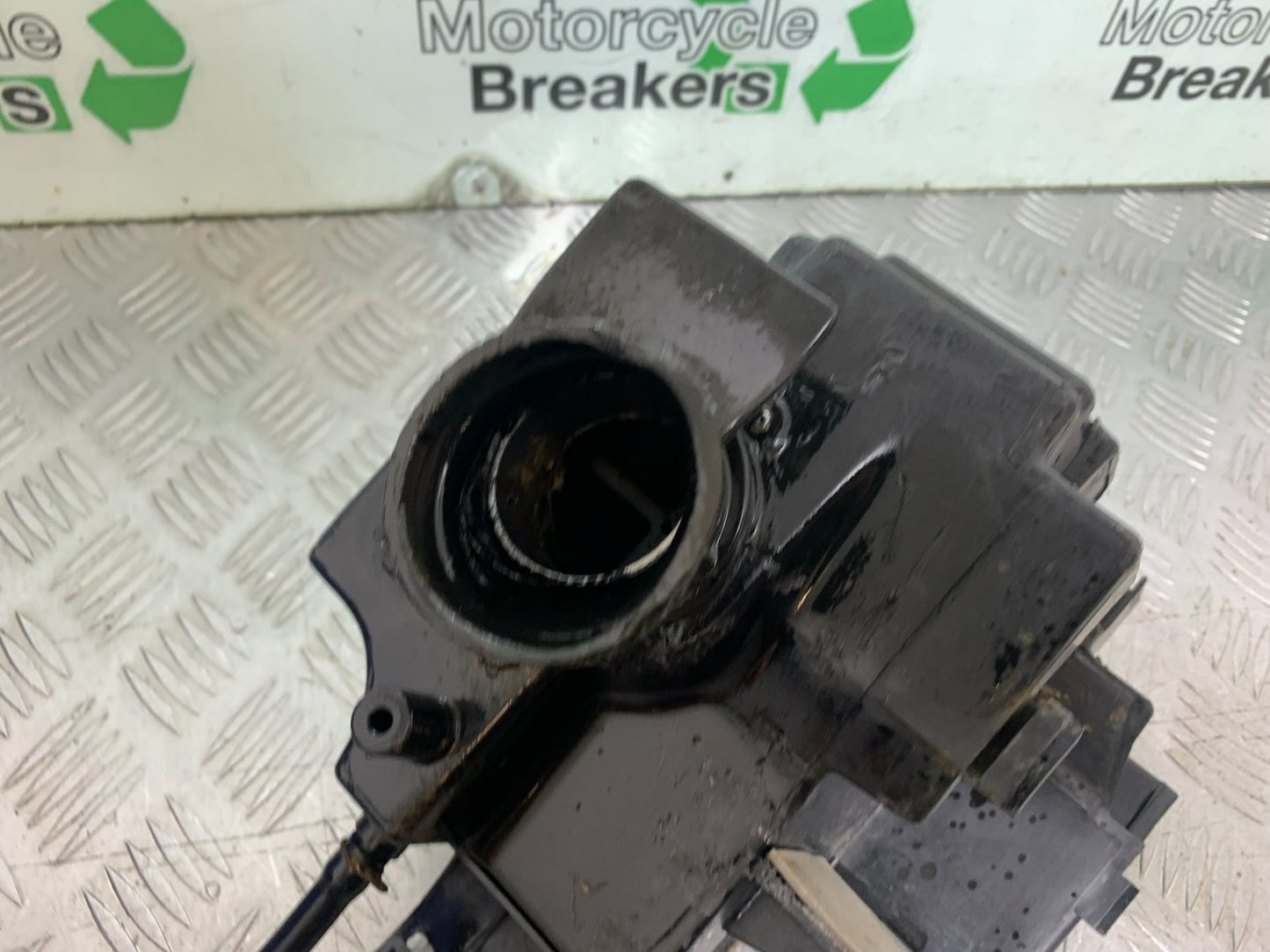 KAWASAKI KLR250 KLR 250 AIRBOX YEAR 1984-2001 (CMB1225)