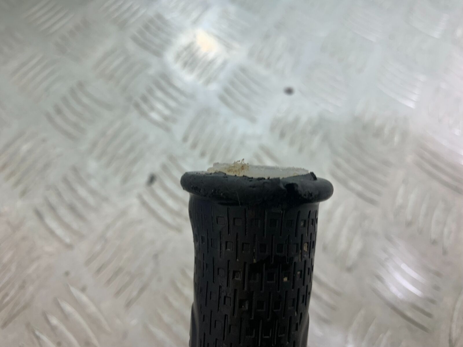 BENELLI TORNADO TNT 125 THROTTLE TWIST GRIP   YEAR 2024 (CMB1090)