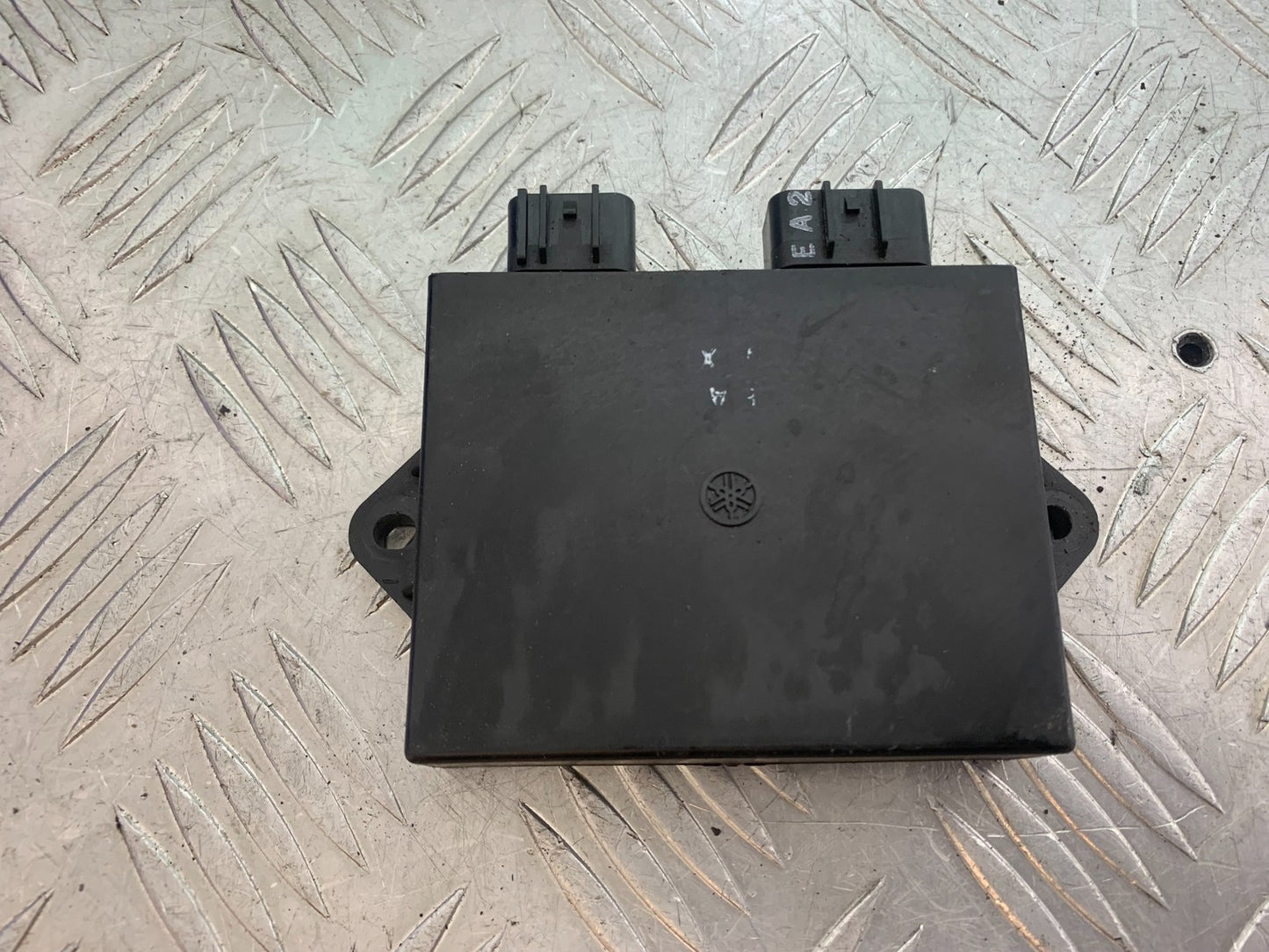YAMAHA XJR1300 XJR 1300 CDI UNIT  YEAR  1999-2003 (CMB1119)