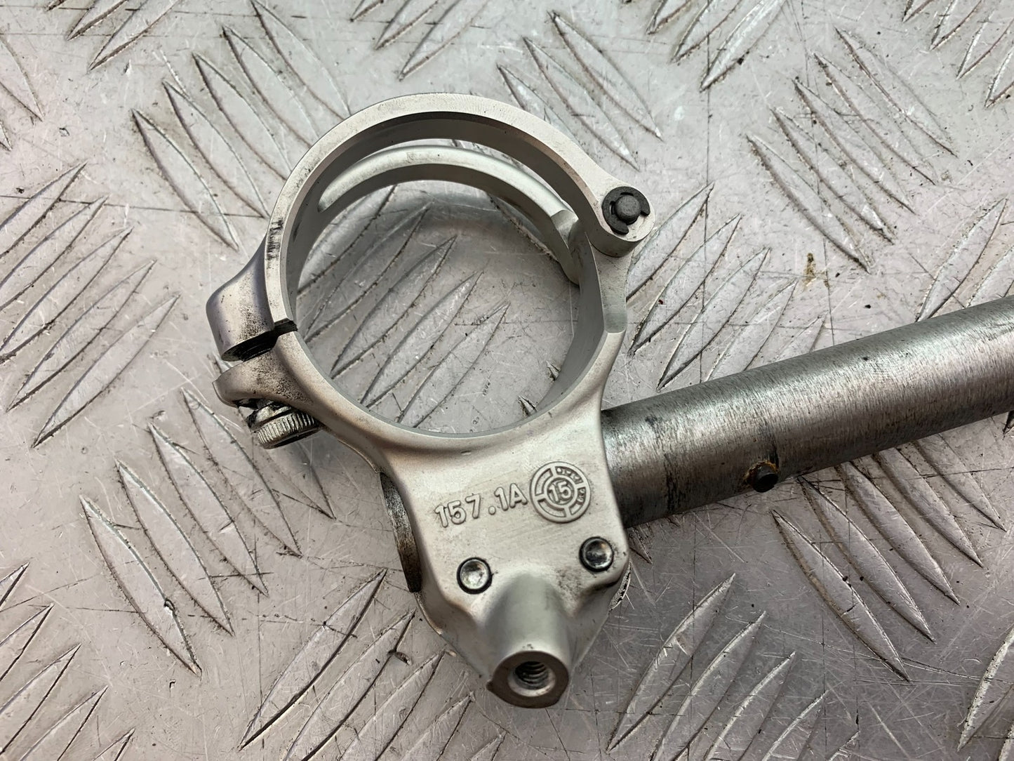 DUCATI 1299 PANIGALE RIGHT HANDLEBAR YEAR 2016 (CMB 1187)