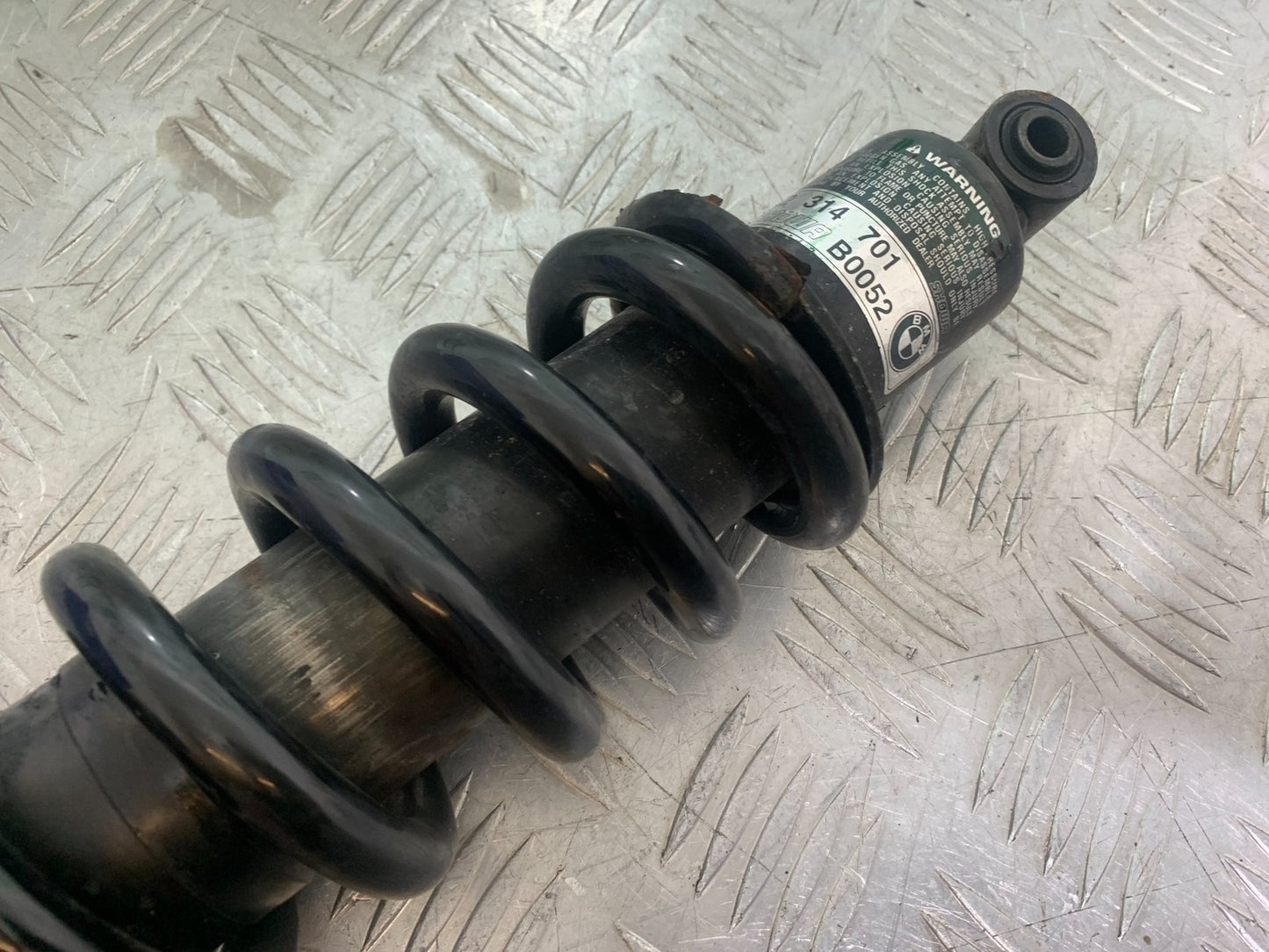 BMW R850 R R850R REAR SHOCK YEAR 1994-2002 (CMB1170)
