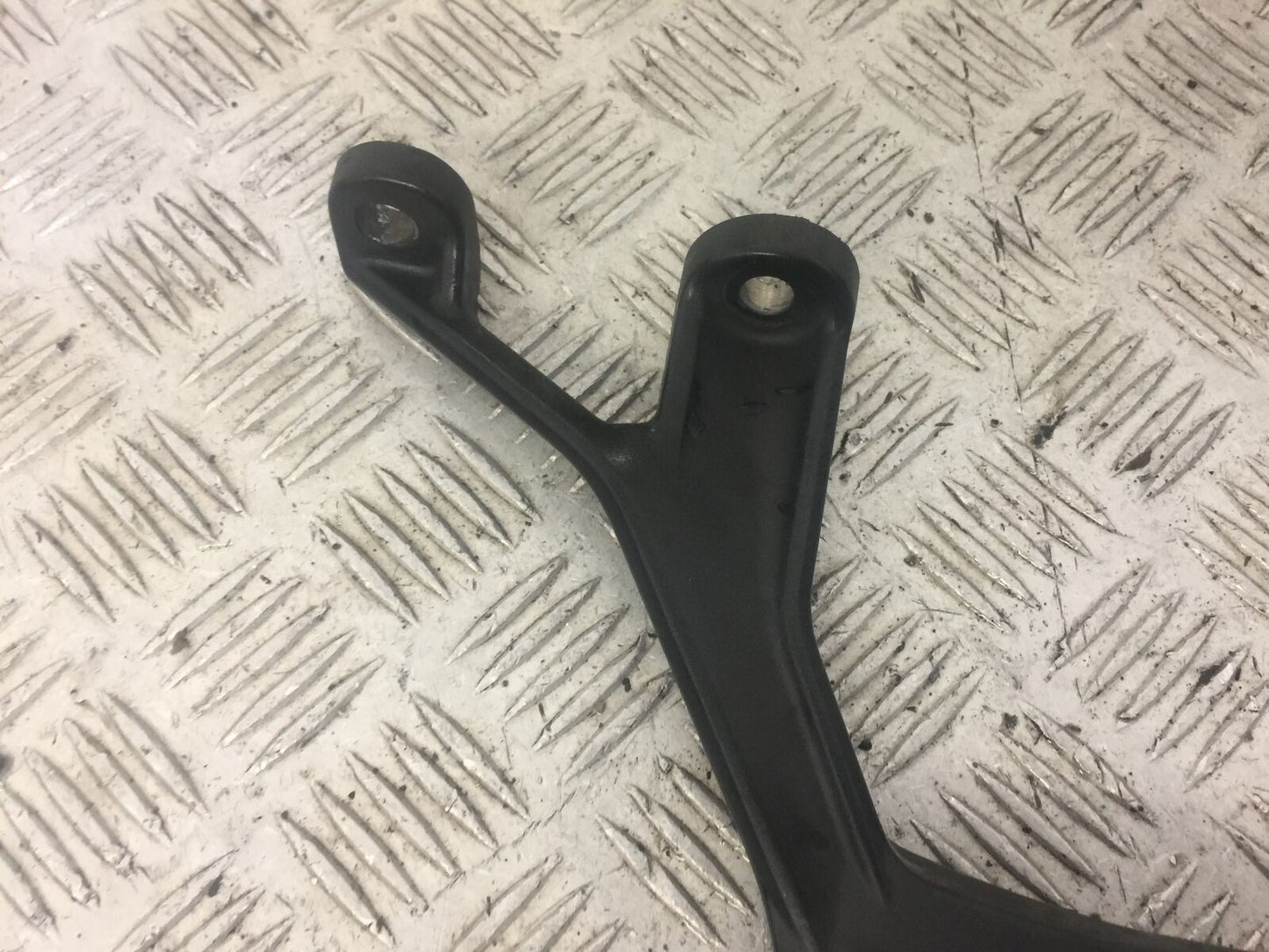 KAWASAKI NINJA 400 LEFT REAR HANGER  YEAR 2019  (STOCK 635)