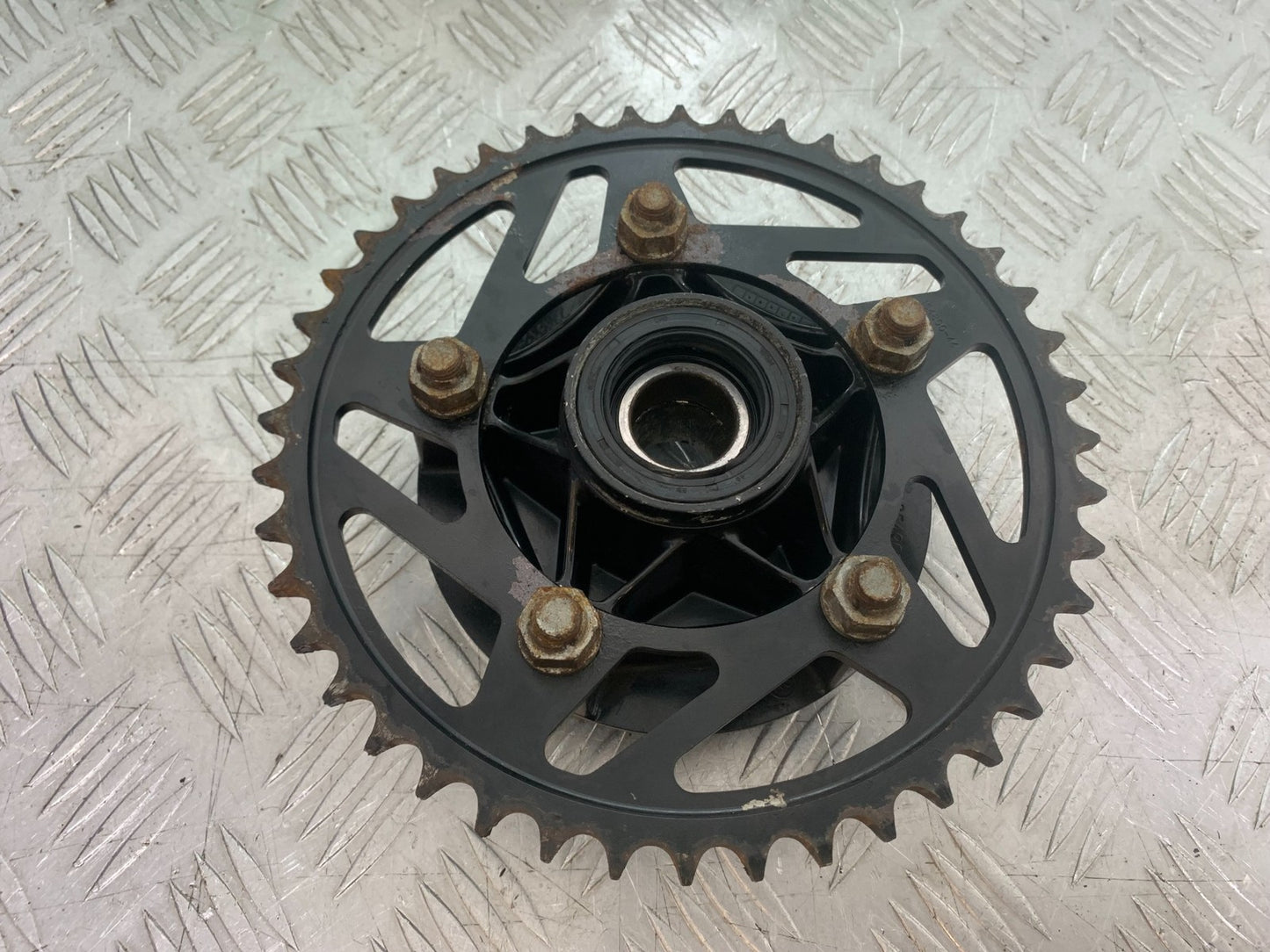 BMW S1000 RR REAR SPROCKET CARRIER  YEAR 2015-2018 (CMB1246)