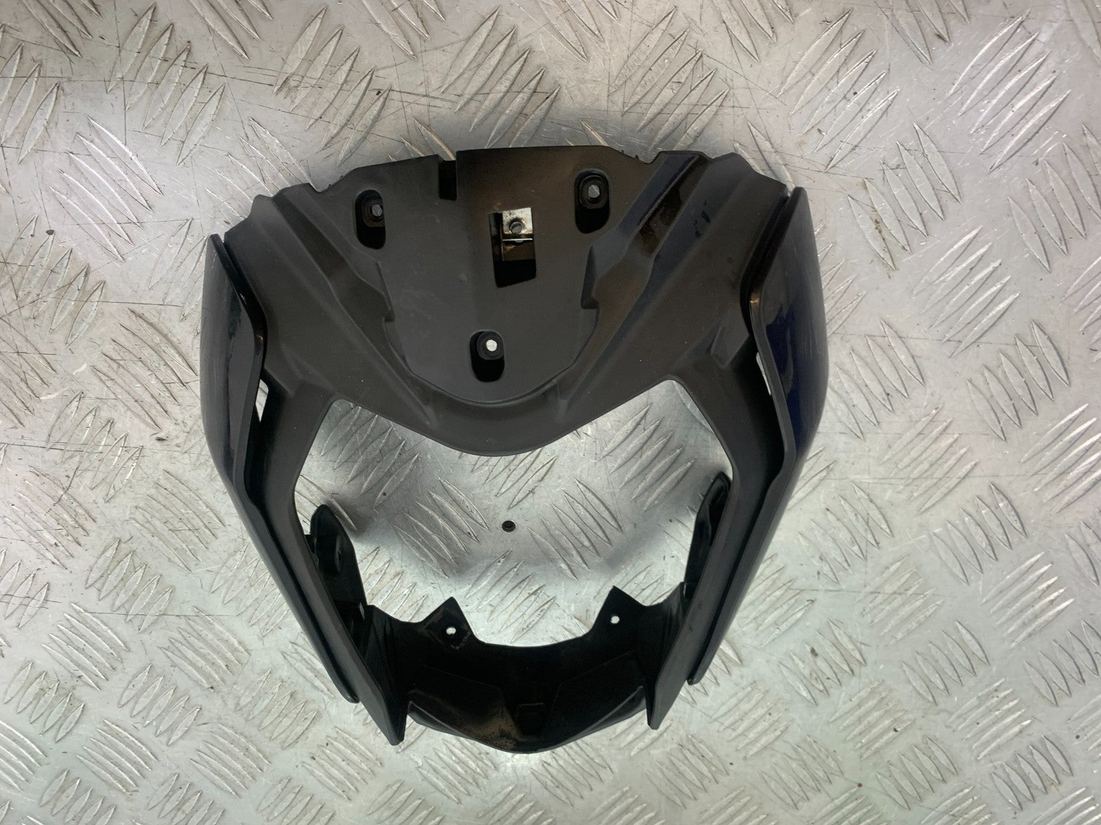 BENELLI BN125 BN 125 HEADLIGHT COWL  YEAR 2018-2021 (CMB1194)