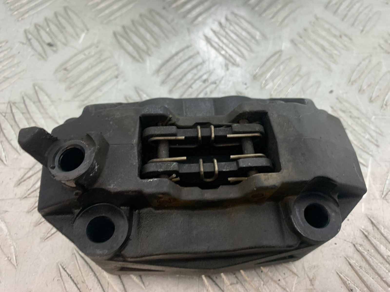 YAMAHA YZF-R125 YZF 125 FRONT BRAKE CALIPER  YEAR 2019-2022 (CMB1263)