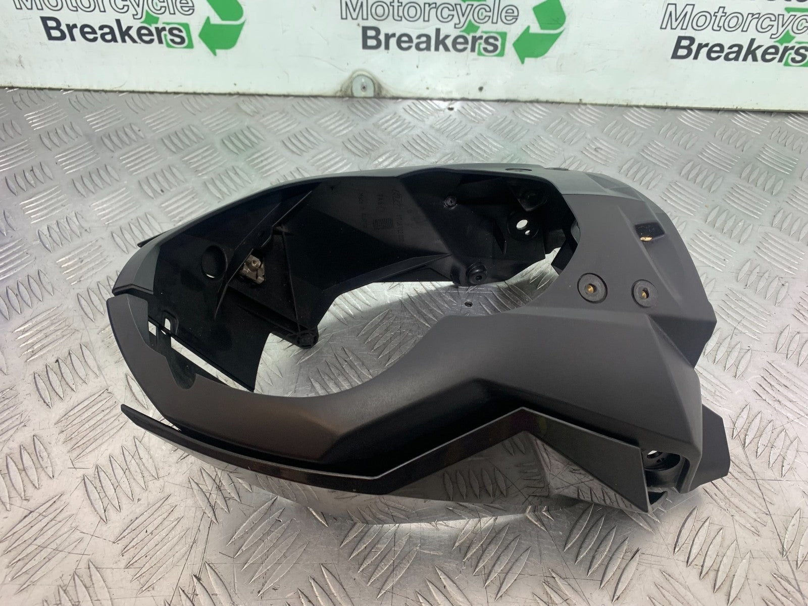 KTM 990 SUPER DUKE HEADLIGHT COWL  YEAR 2007-2011  (CMB1207)
