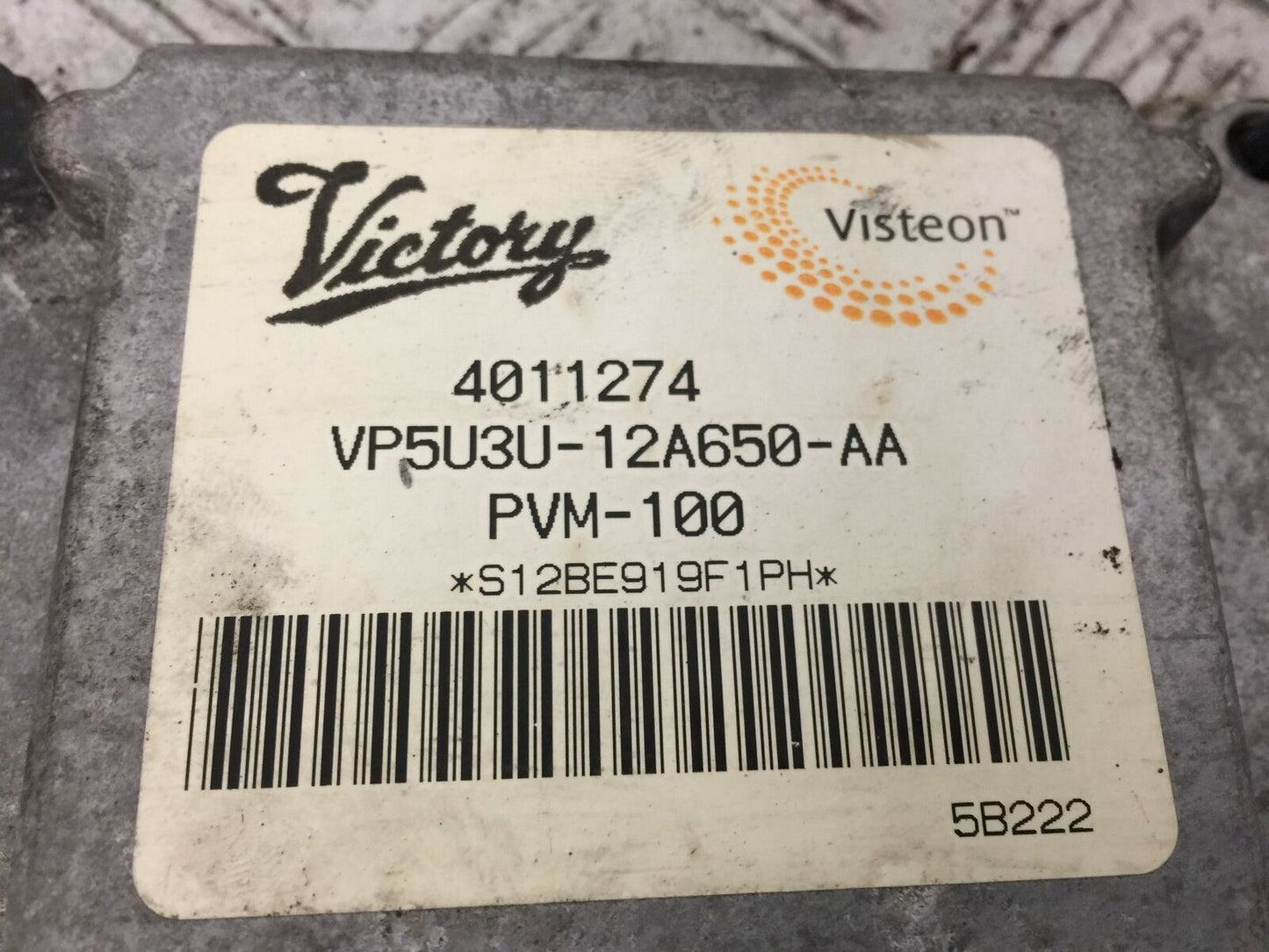 VICTORY V92 C ECU    YEAR 2004 (STOCK 765)