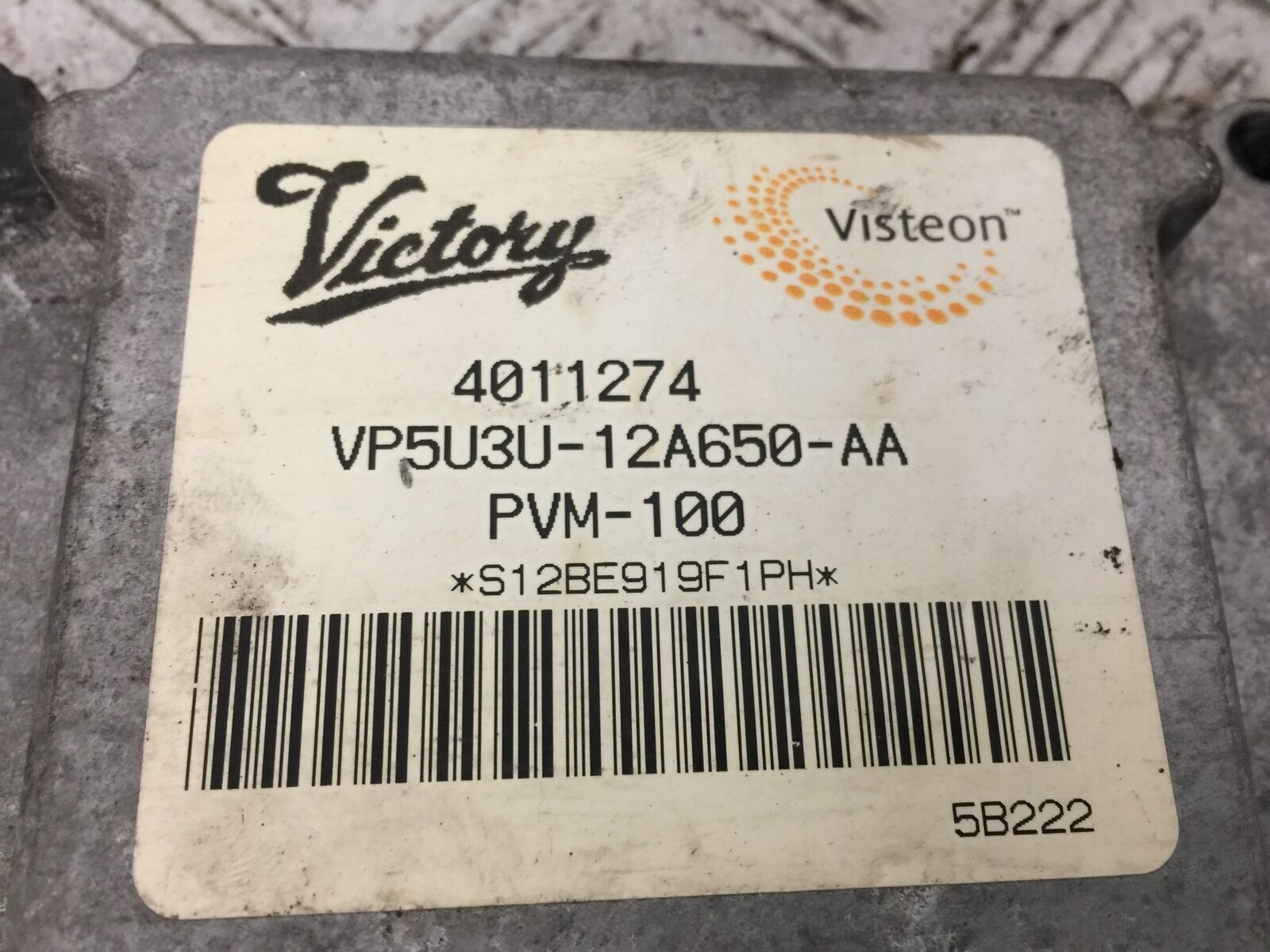 VICTORY V92 C ECU    YEAR 2004 (STOCK 765)