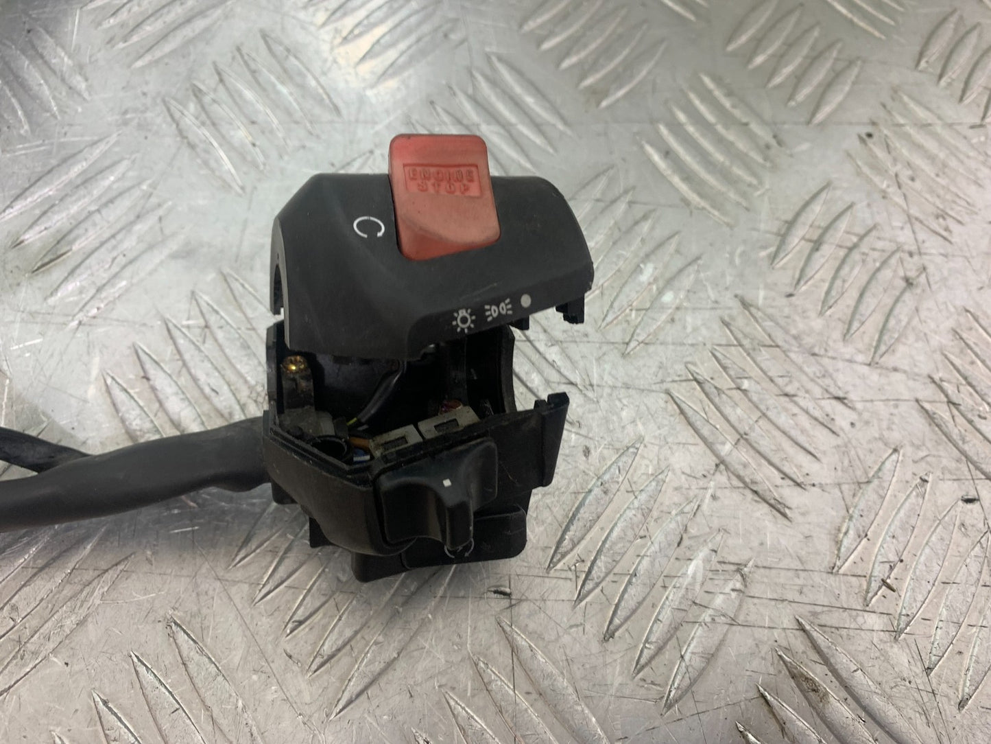 HONDA CBR600 CBR 600 FX FY RIGHT SWITCH GEAR  YEAR 1999-2000 (CMB1287)