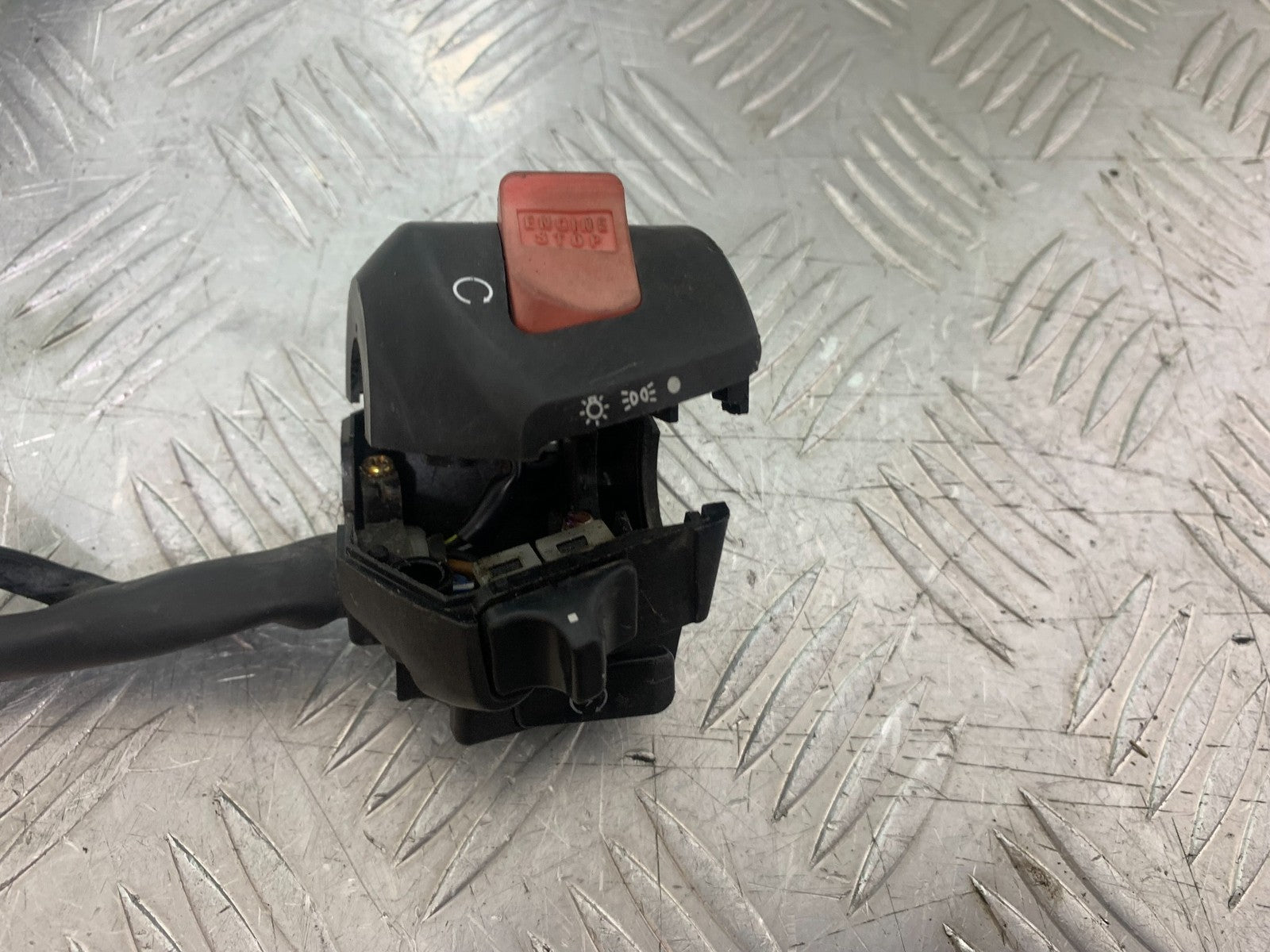 HONDA CBR600 CBR 600 FX FY RIGHT SWITCH GEAR  YEAR 1999-2000 (CMB1287)
