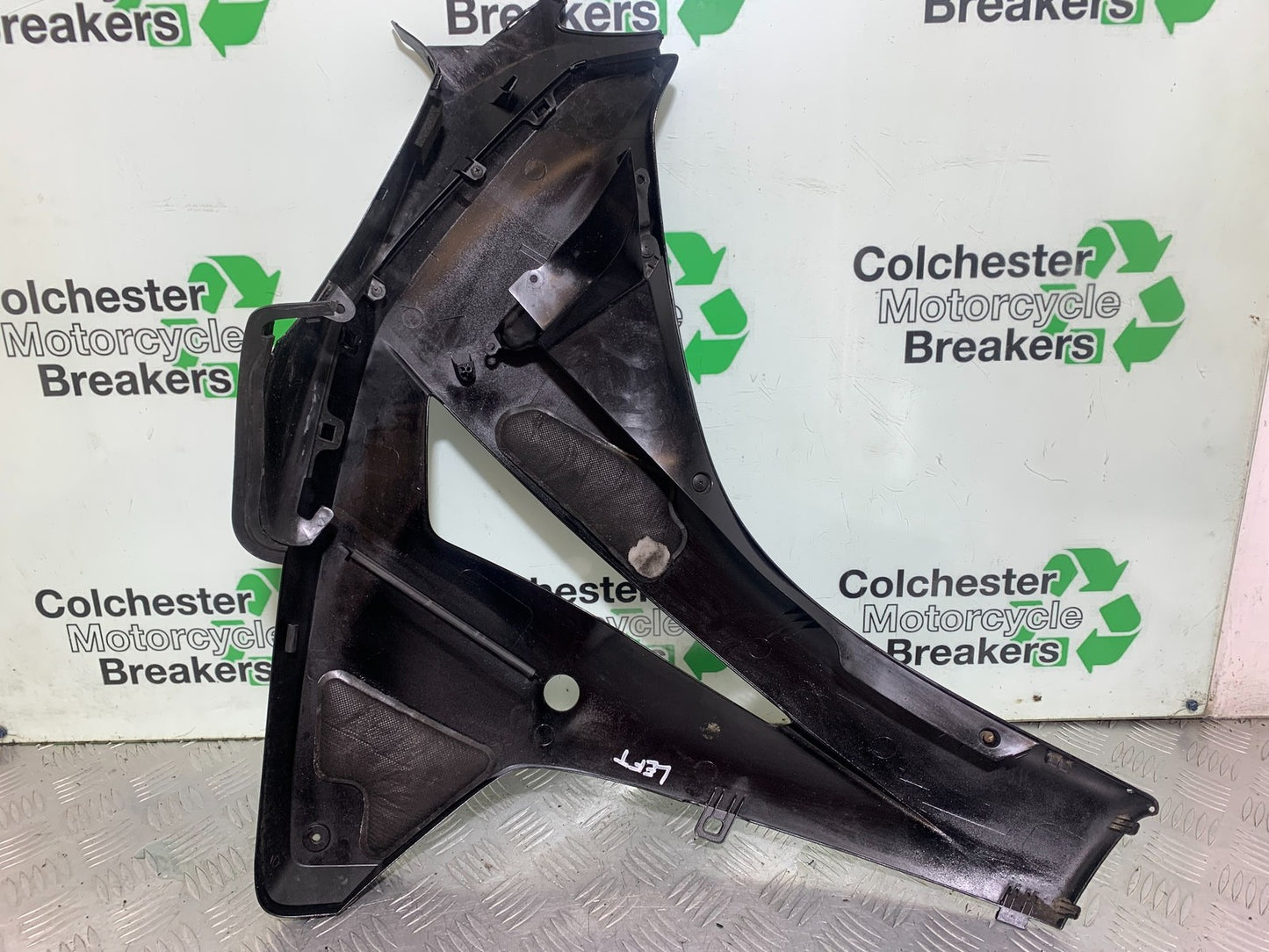 HONDA CBR1000 RR CBR1000RR FIREBLADE LEFT FAIRING PANEL 2008-2011 (CMB1179)
