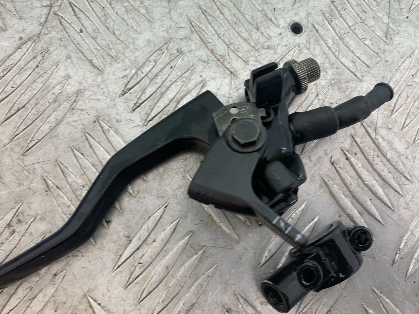 YAMAHA XT125 X XT 125 X CLUTCH LEVER   2005-2011 (CMB1097)