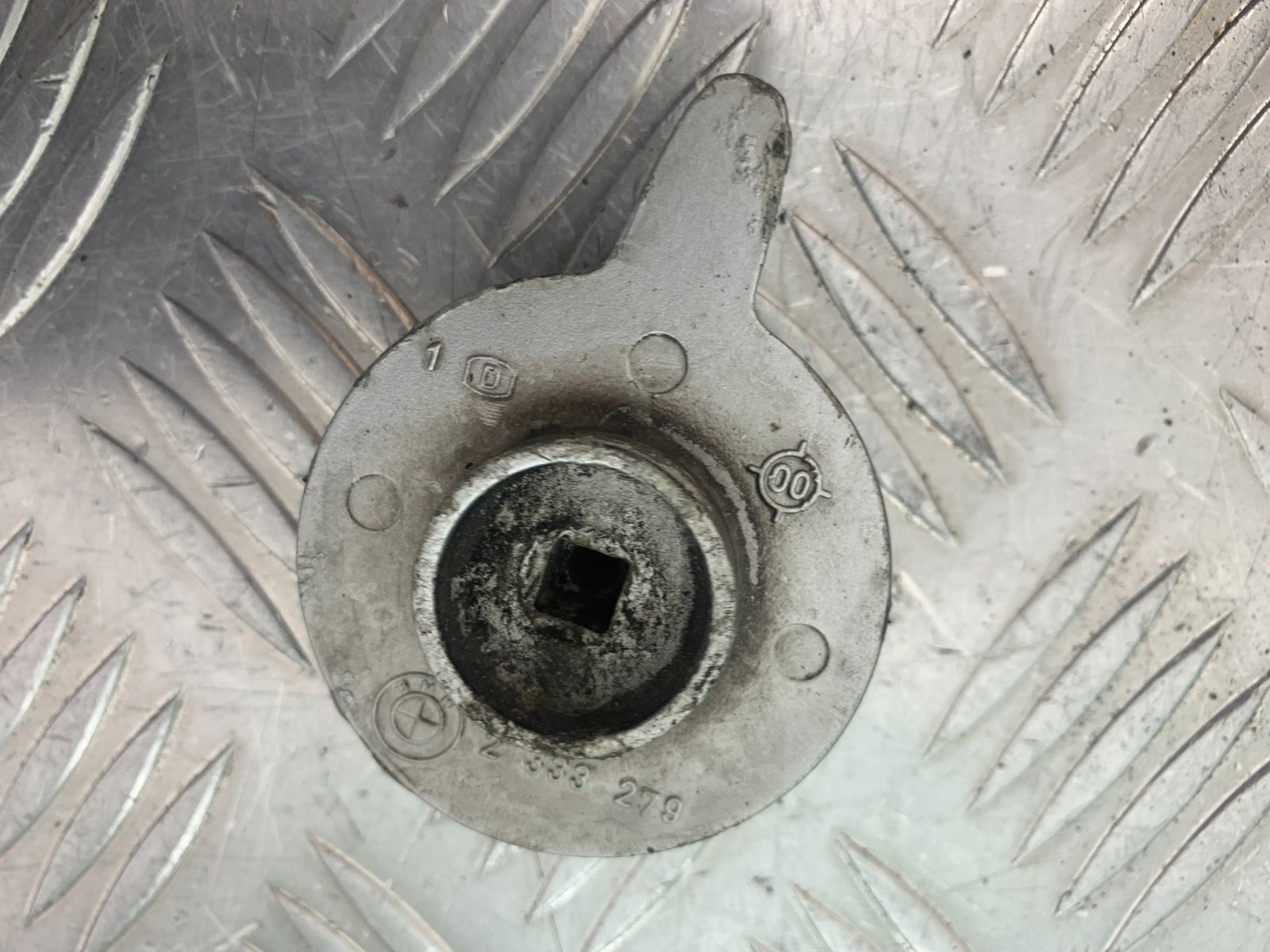 BMW K1200 K 1200 LT PETROL TAP KNOB   YEAR 1999-07 (CMB1138)
