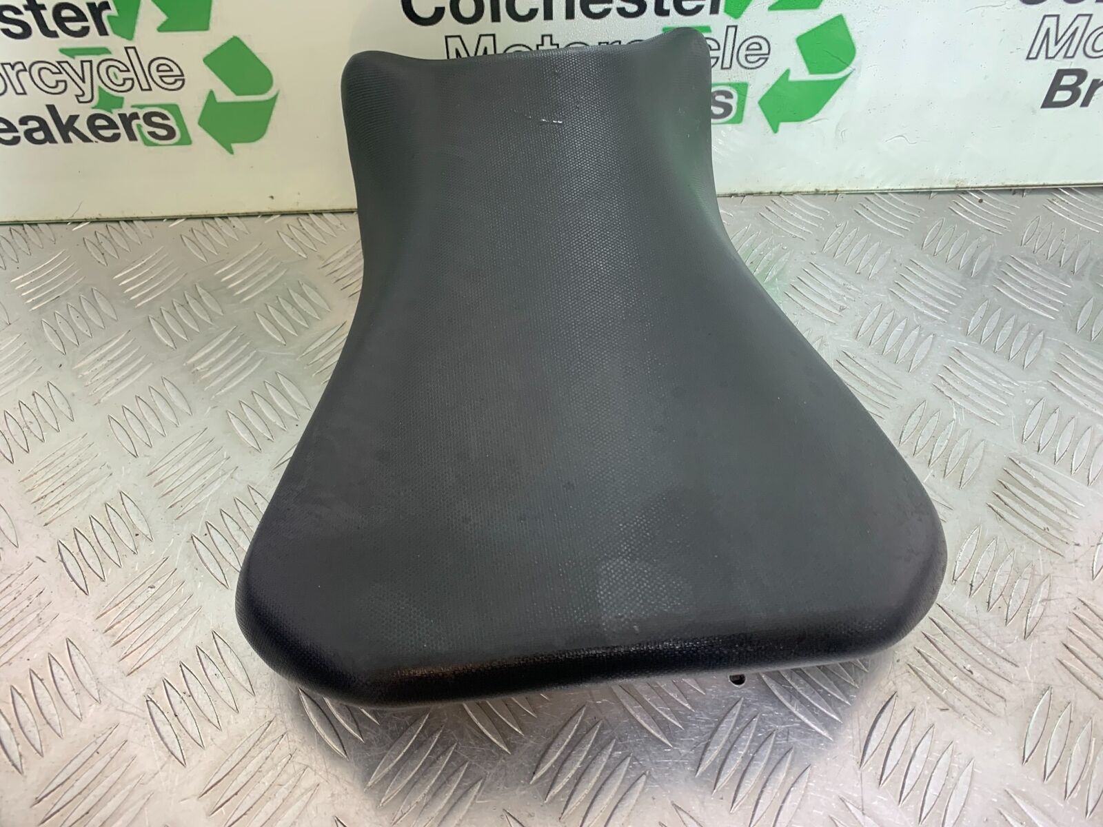 SUZUKI SV1000 SV 1000 K4 FRONT SEAT YEAR 2003-2007 (CMB1042)