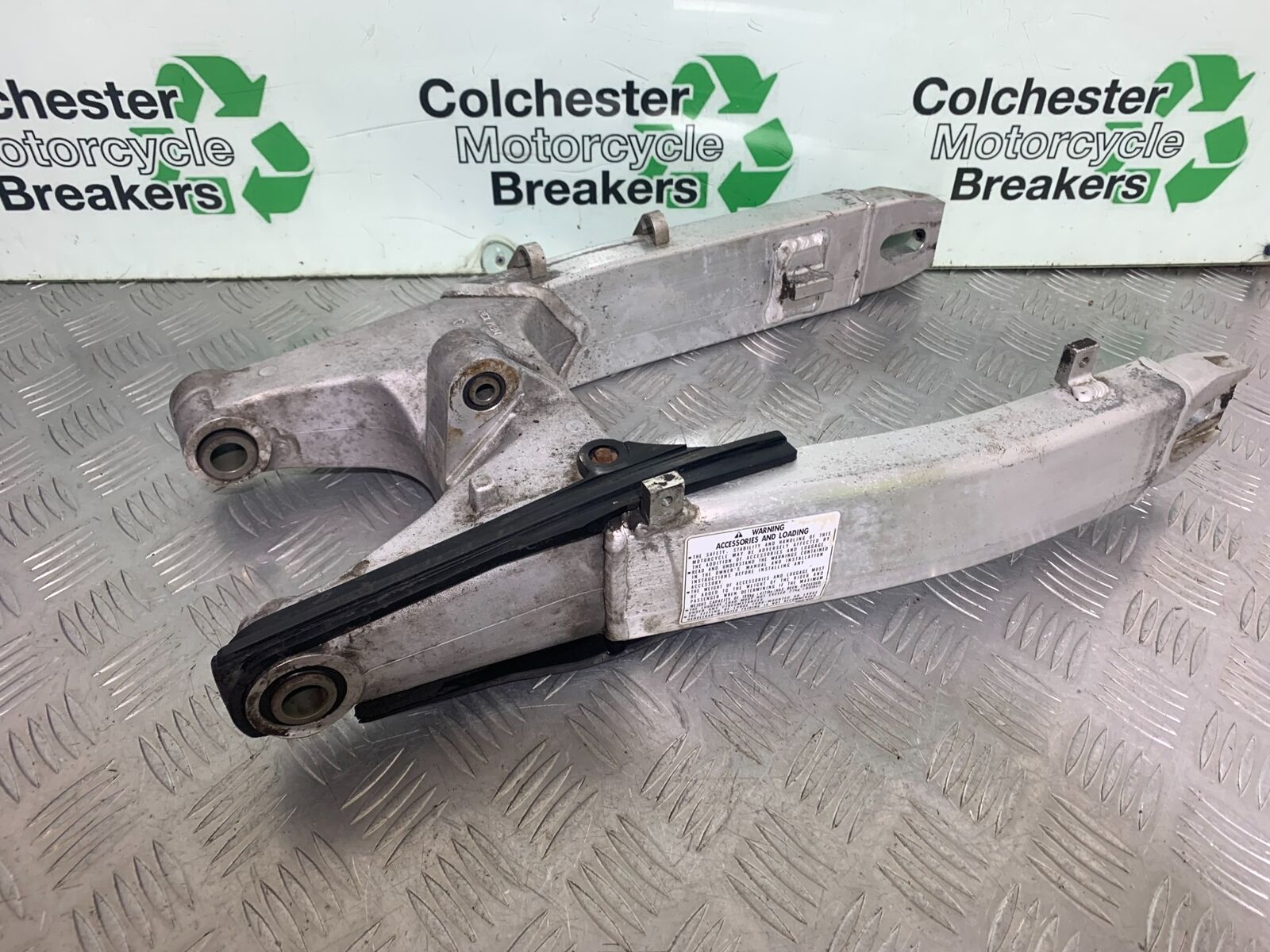 HONDA CBR600 CBR 600 F SWINGARM   YEAR 2000-2003(CMB1091)