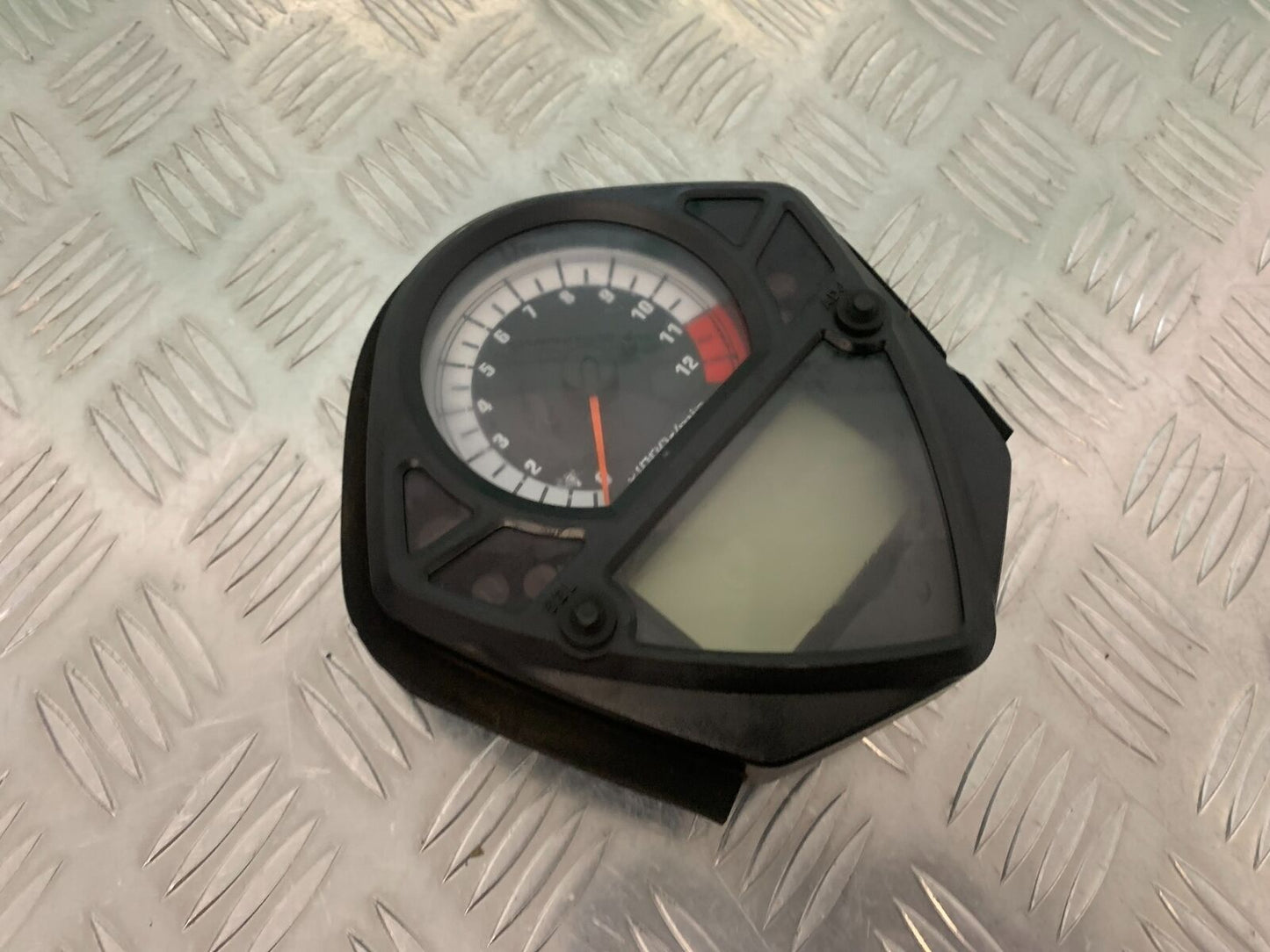 SUZUKI SV1000 SV 1000 K4 CLOCKS SPEEDO DASH   YEAR 2004 (STOCK 990)