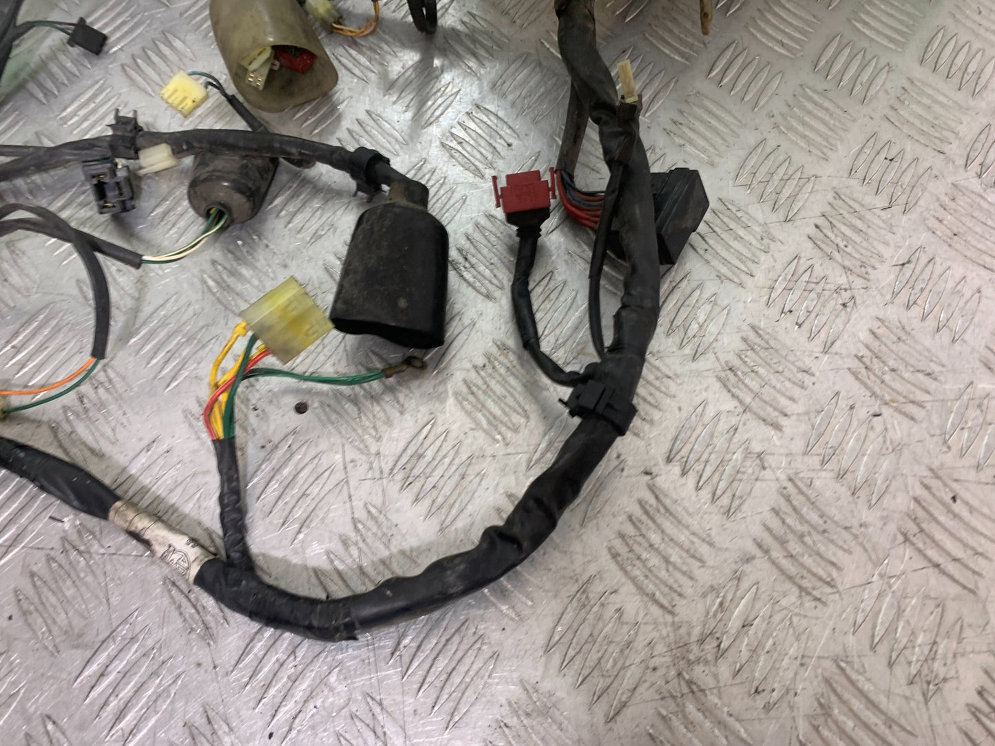 HONDA NT650 V DEAUVILLE WIRING LOOM  YEAR 1998-01(CMB1320)