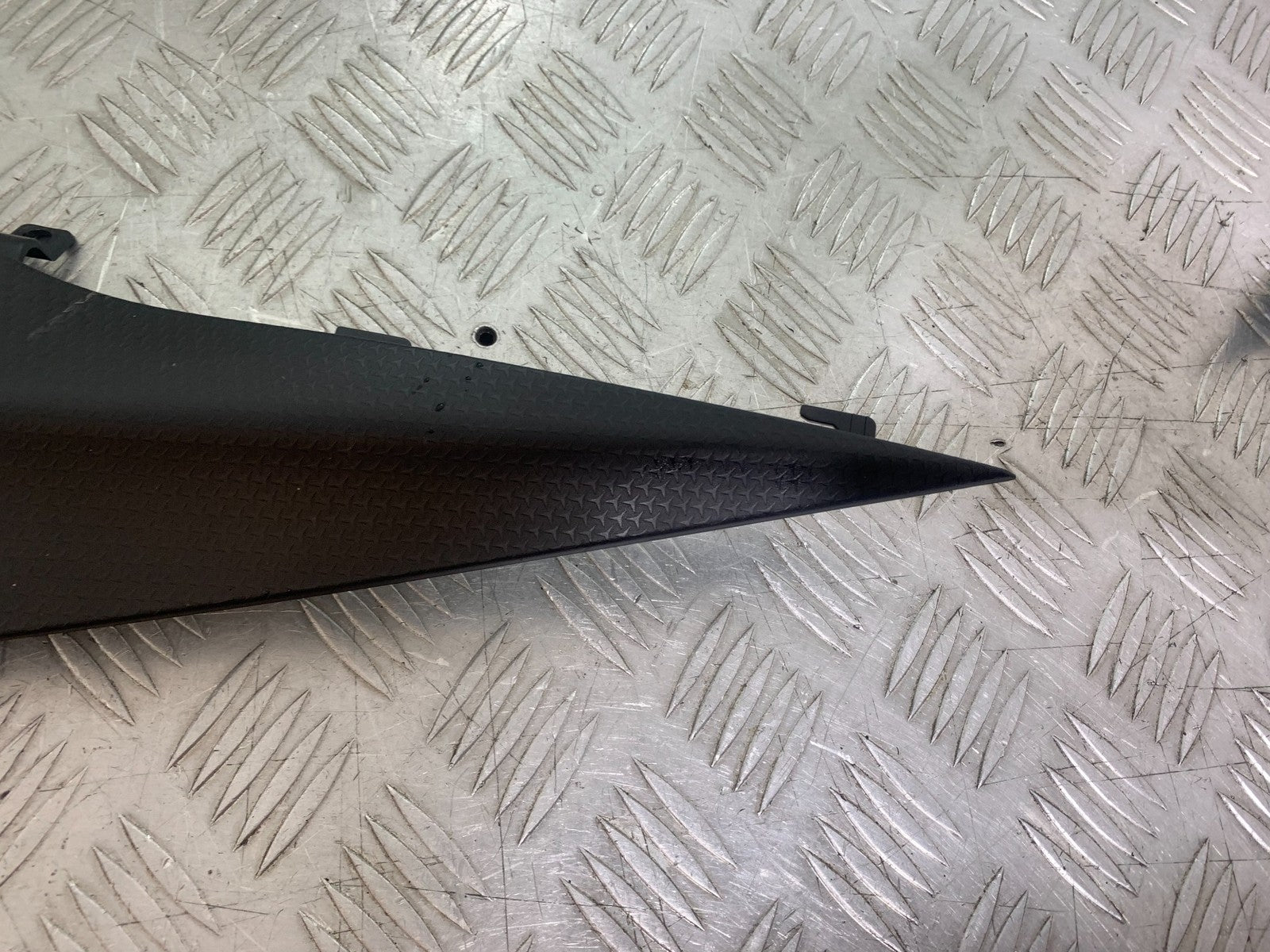 APRILIA RS660 RS 660 LEFT SIDE INFILL COVER  YEAR 2020-2024 (CMB1202)