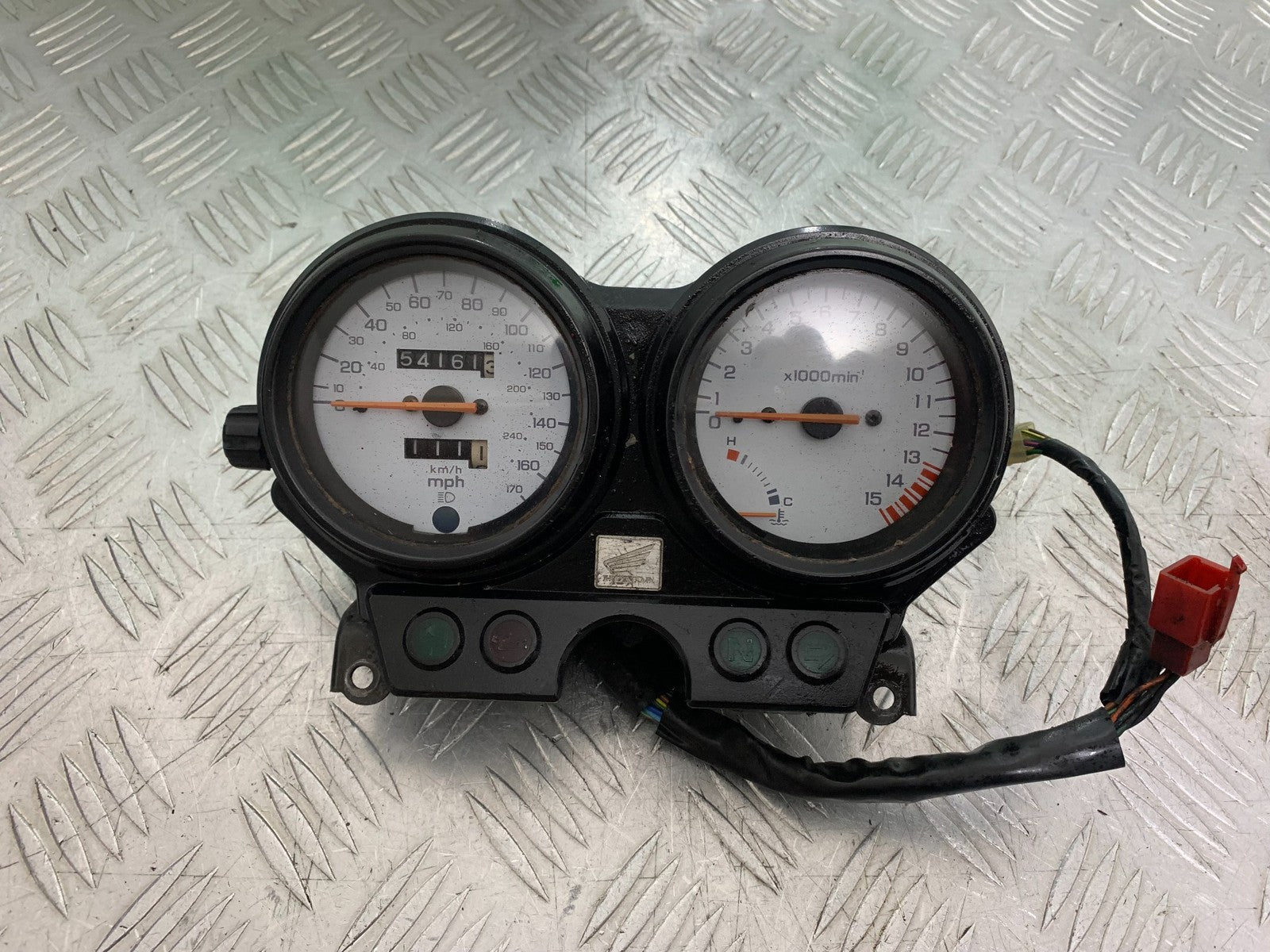 HONDA CB600 CB 600 HORNET CLOCKS SPEEDO DASH   YEAR 1998-2002 (CMB1297)