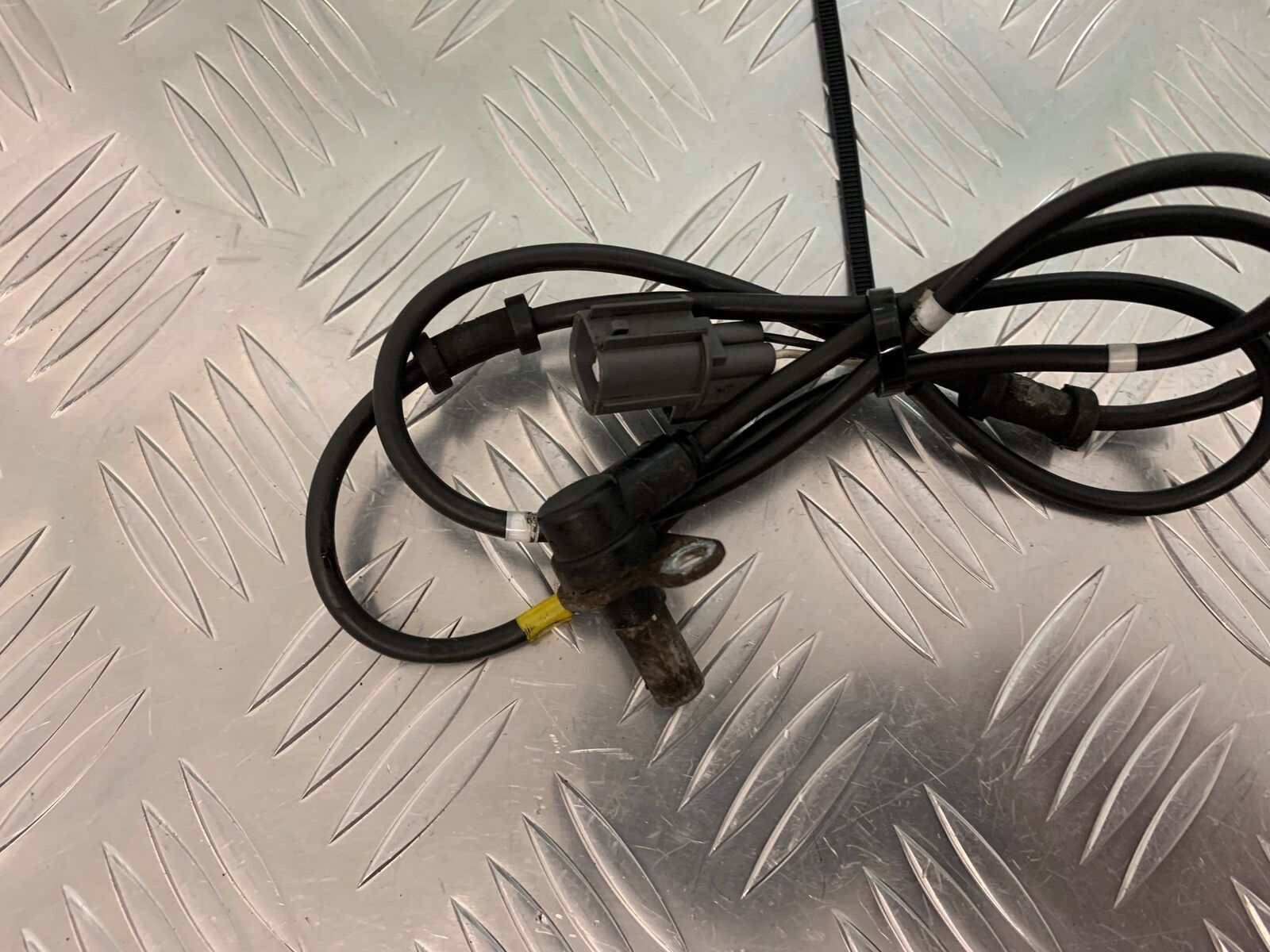 SUZUKI GSX1250 GSX 1250 FA FRONT ABS SENSOR  YEAR 2010-2014 (STOCK 935)