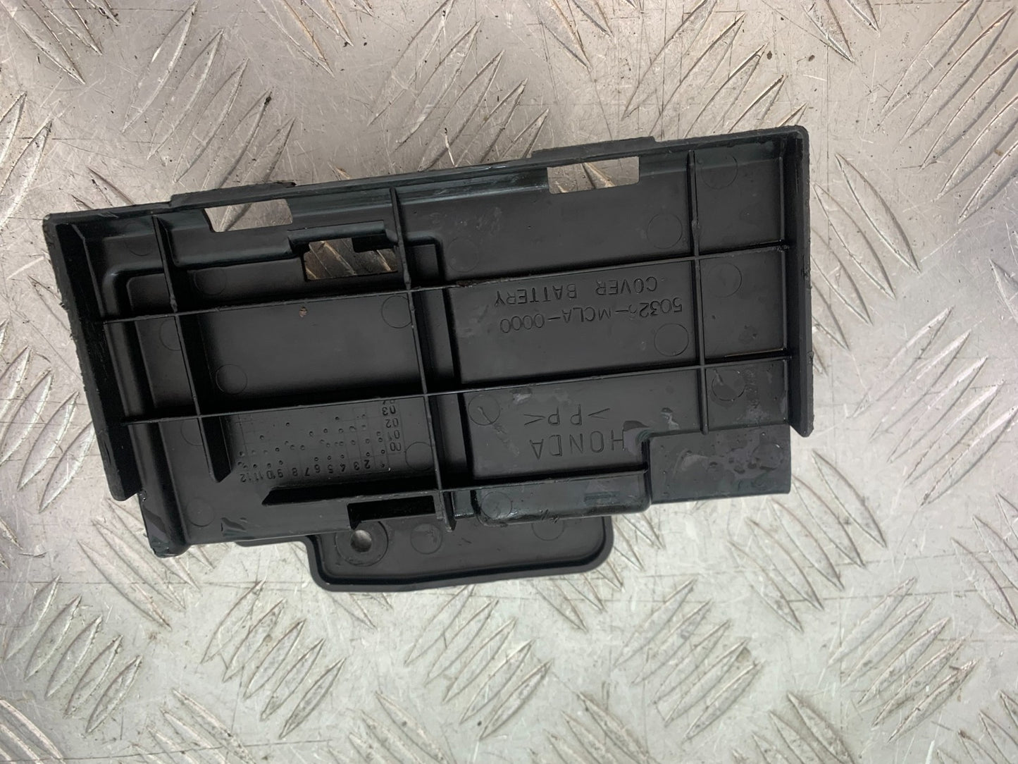 HONDA VT750 SHADOW INFILL COVER  YEAR 2003-2004 (CMB1265)