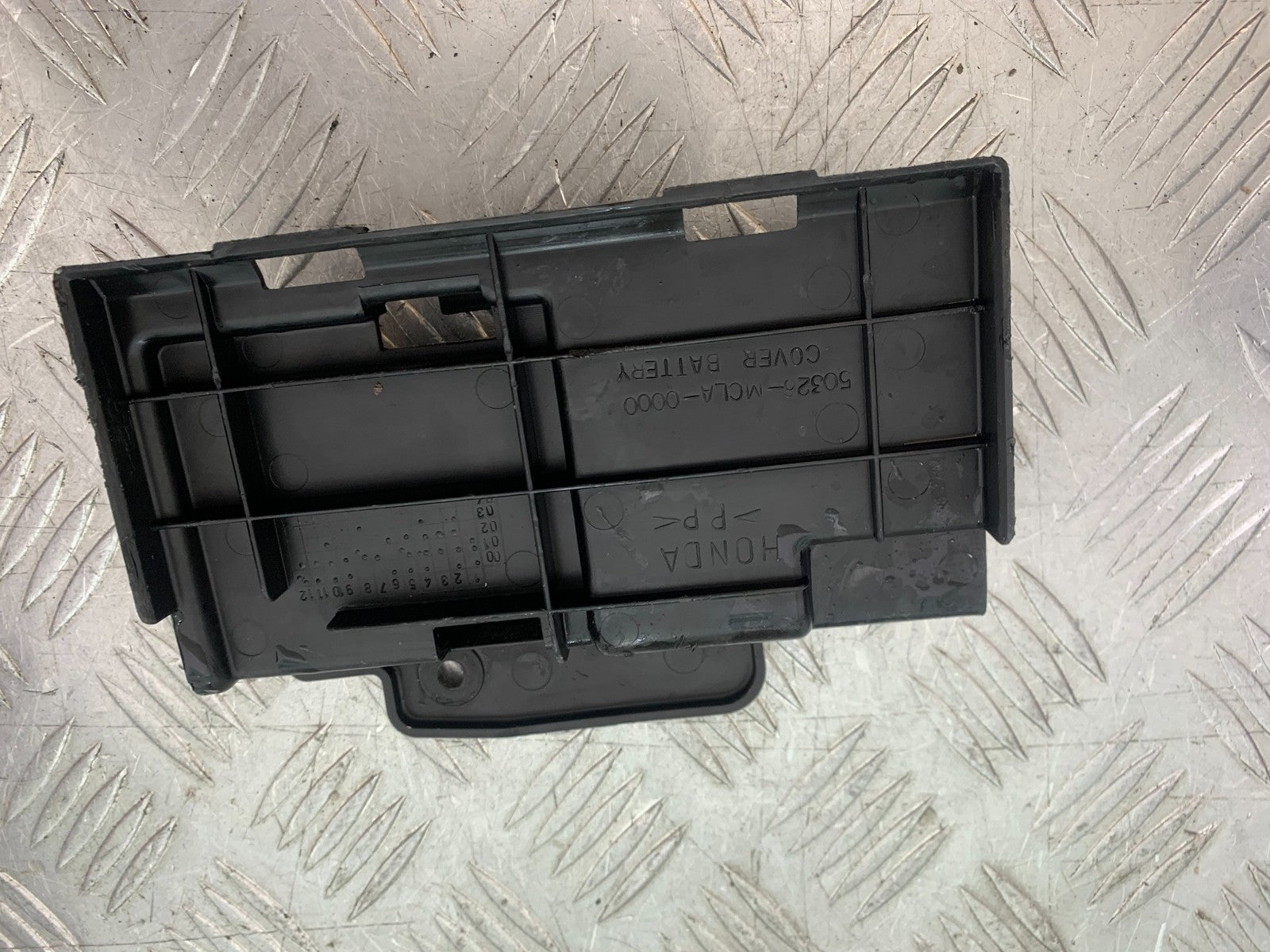 HONDA VT750 SHADOW INFILL COVER  YEAR 2003-2004 (CMB1265)