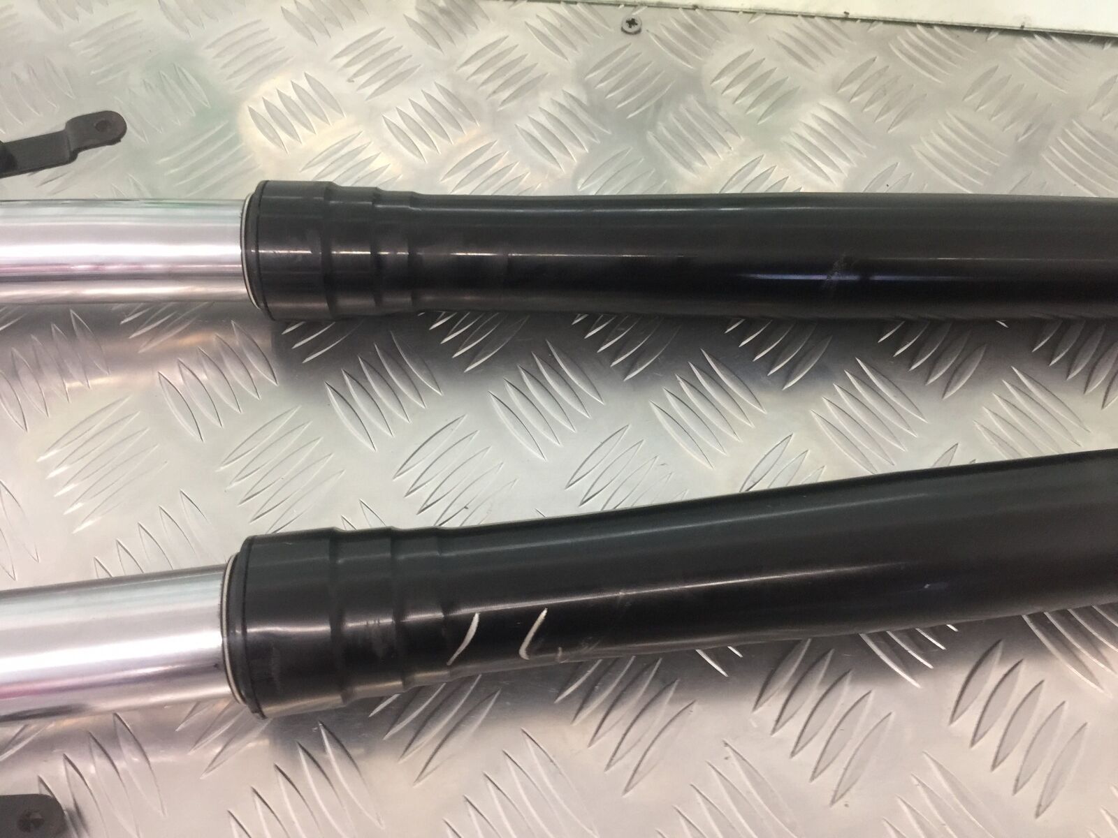 TRIUMPH TIGER 800 XRT FORKS (BENT) YEAR 2015-2017  (STOCK 920)