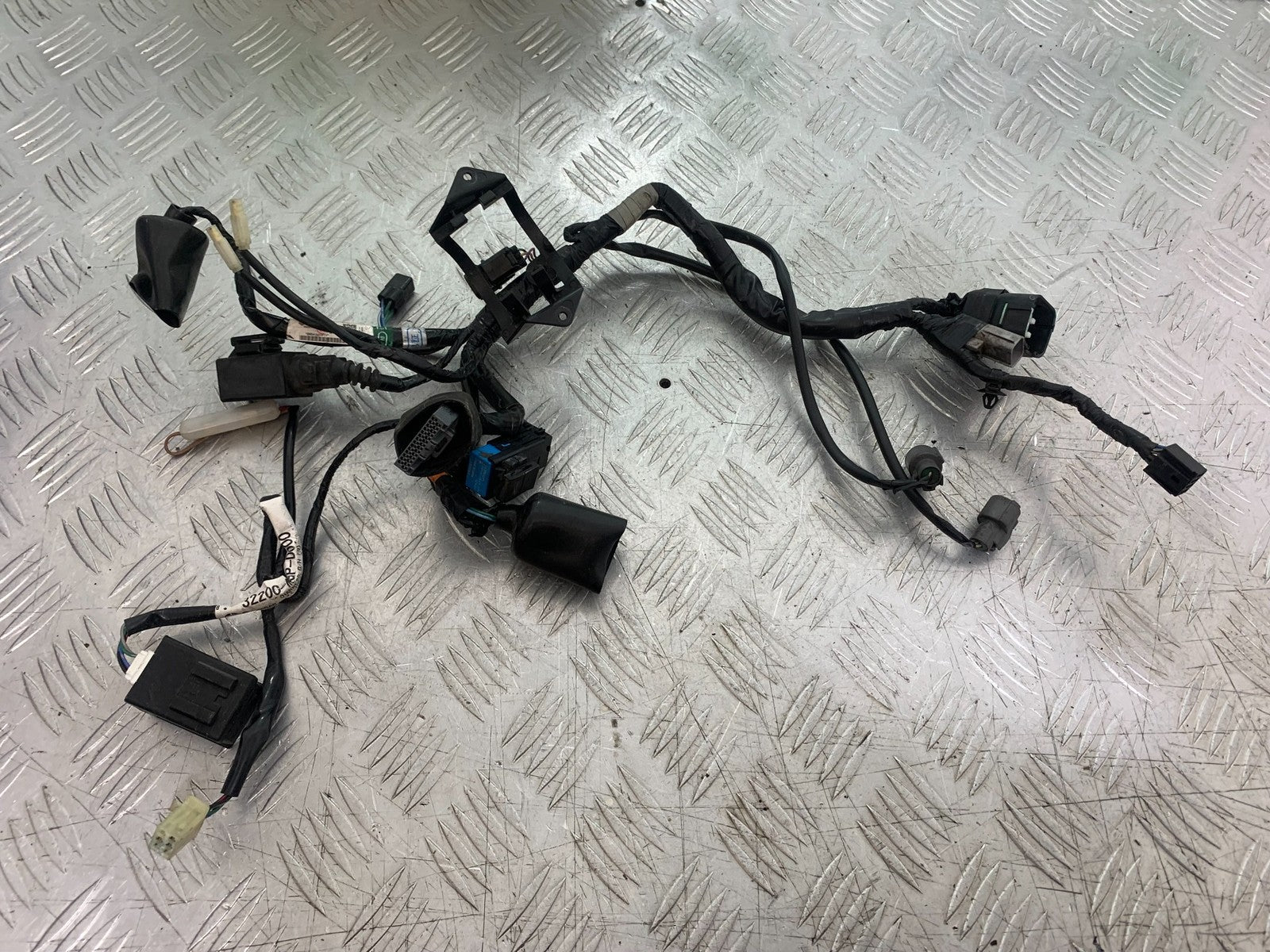 HONDA CBR1000 rr FIREBLADE WIRING SUBLOOM  2012-2016 (CMB1280)