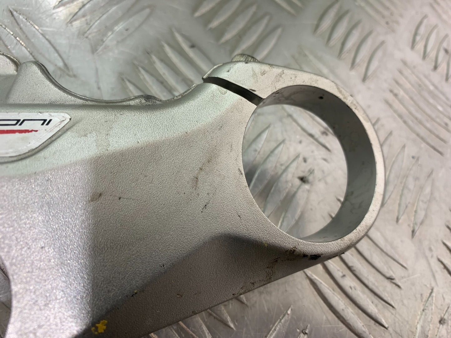 MV AGUSTA 800 F3 TOP YOKE  YEAR 2013-2016 (CMB1152)