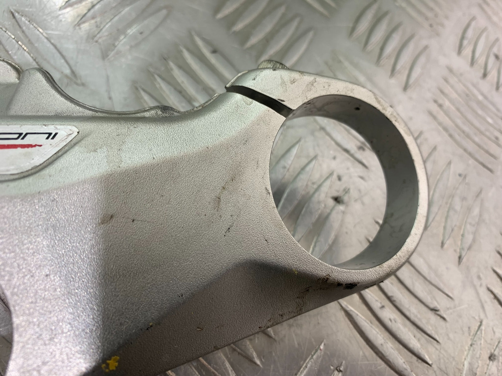 MV AGUSTA 800 F3 TOP YOKE  YEAR 2013-2016 (CMB1152)