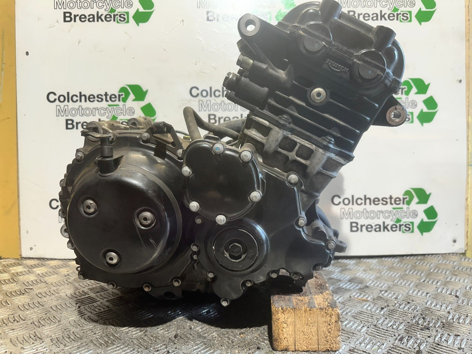 TRIUMPH 955i SPRINT ST ENGINE YEAR 1999-2004 (CMB1176)
