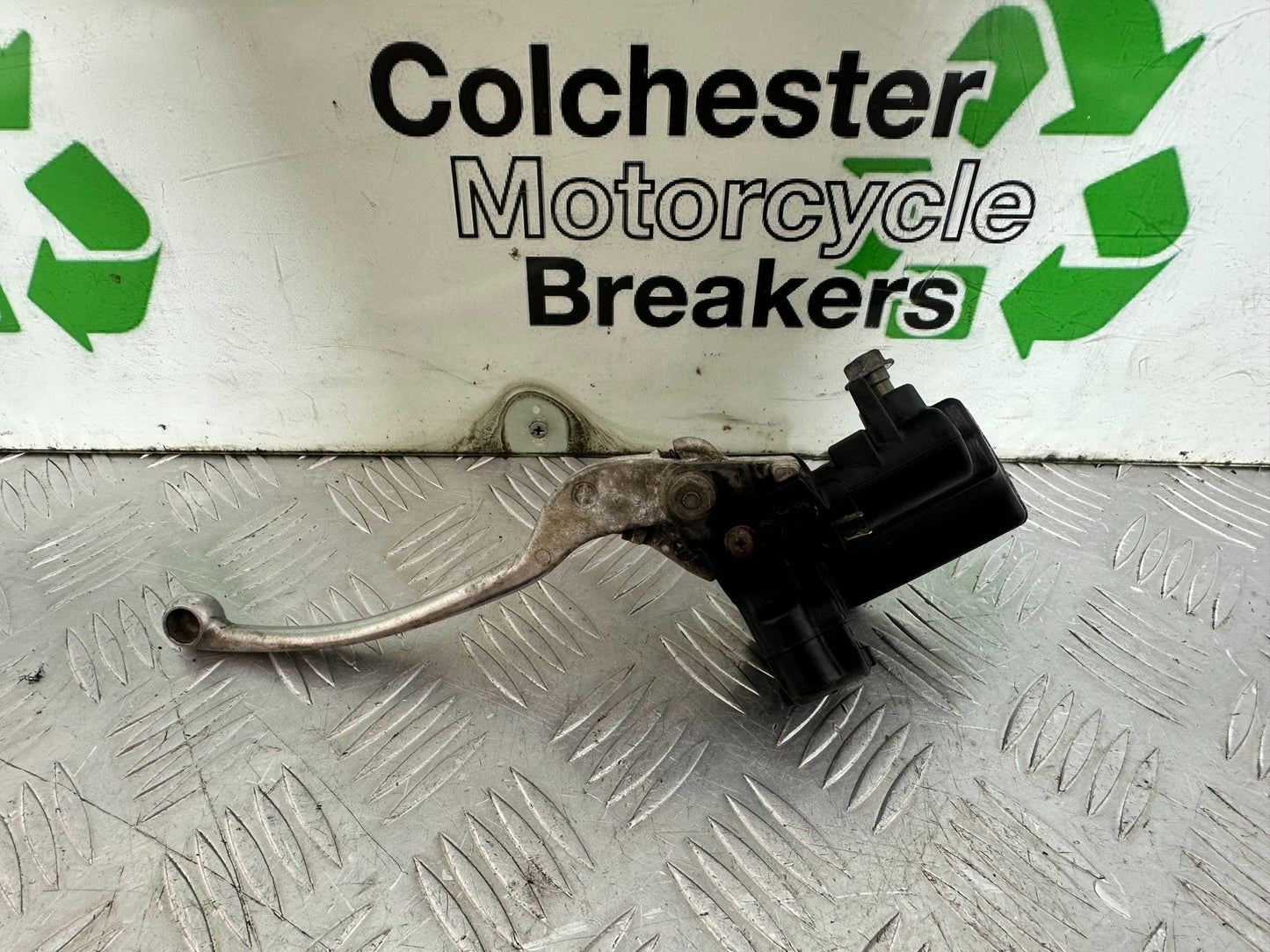 KAWASAKI ER6 F ER6F FRONT BRAKE MASTER CYLINDER YEAR 2005-2008 (CMB1178)