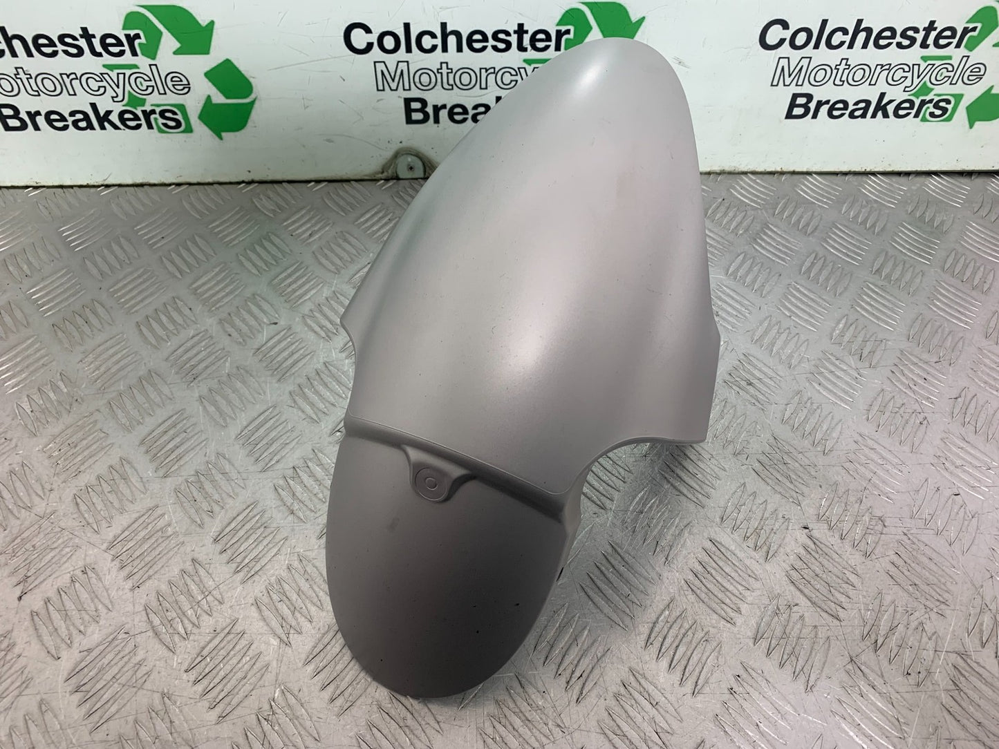 TRIUMPH 675 STREET TRIPLE RX FRONT MUDGUARD 2015-2017 (CMB1299)